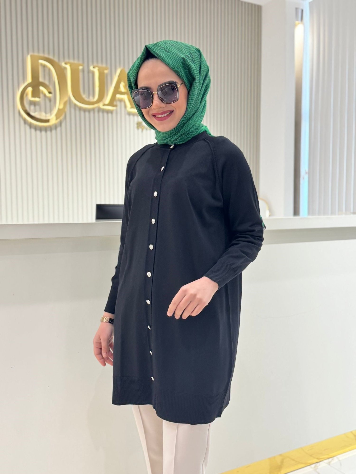 Nuss 300 Hırka  - SİYAH