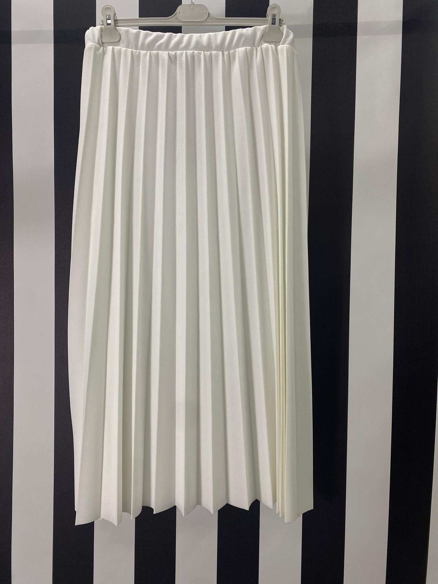 Piliseli Safir Krep Etek 802 - Beyaz