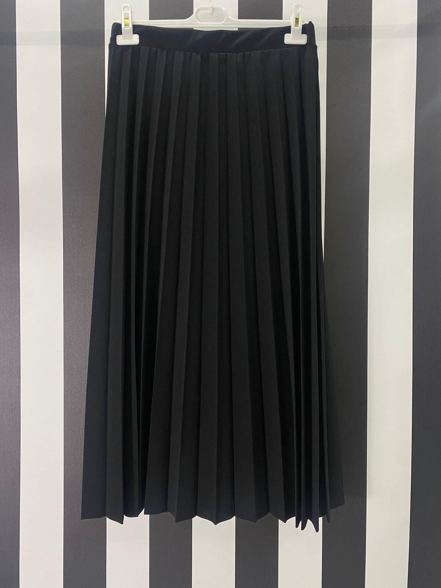 Piliseli Safir Krep Etek 802 - SİYAH