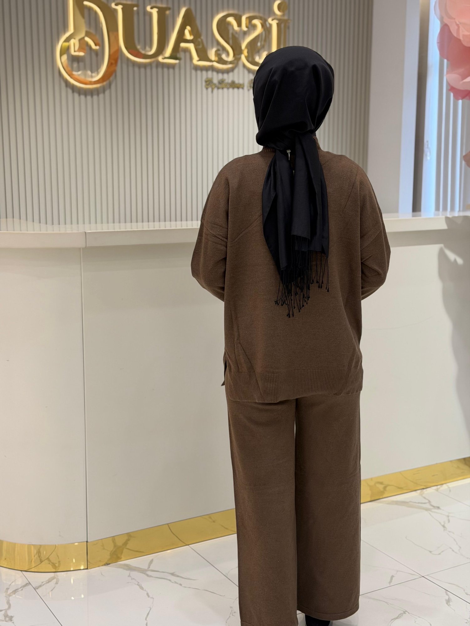 Tkm.21754.1 Önü Geometrik Payetli Pantolonlu Triko Takım