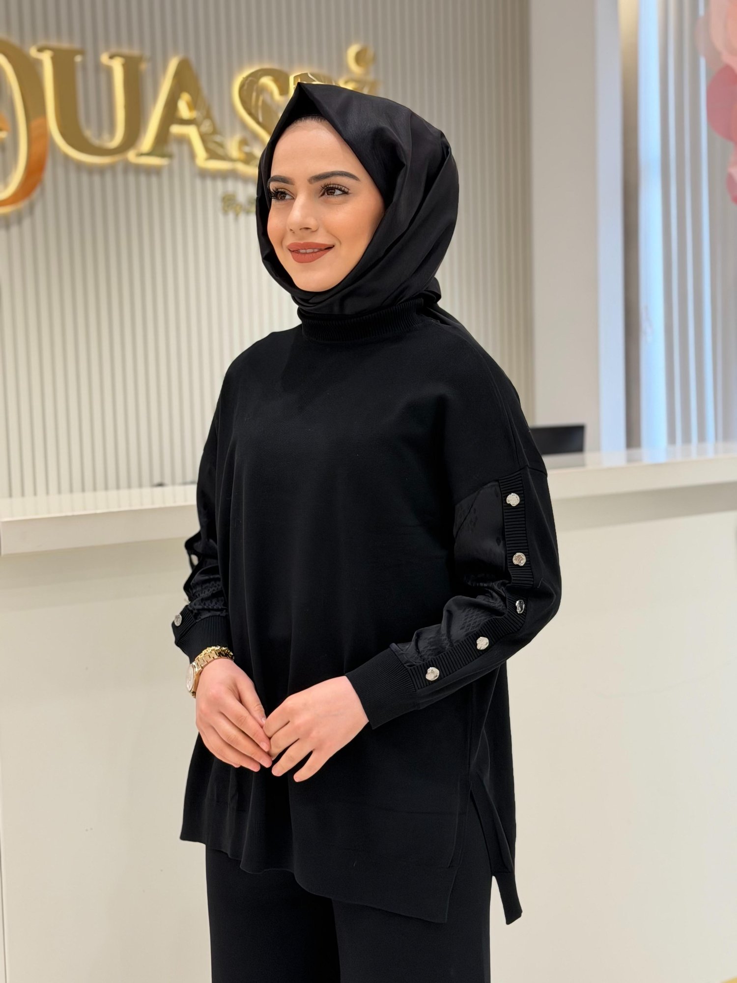 Tkm.21981.1 Kolları Kumaş Garnili Düğme Detaylı Tunik Pantolon Takım