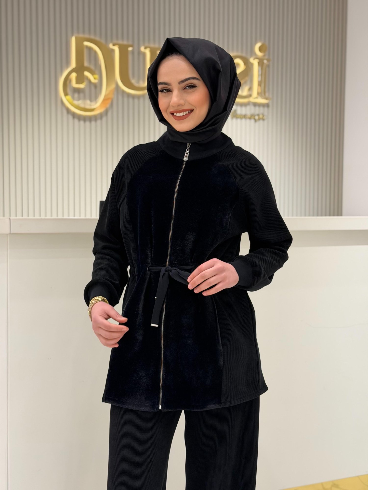 Tkm.5032.01 Kürk Detaylı Kadife Dokulu Pantolonlu Takım