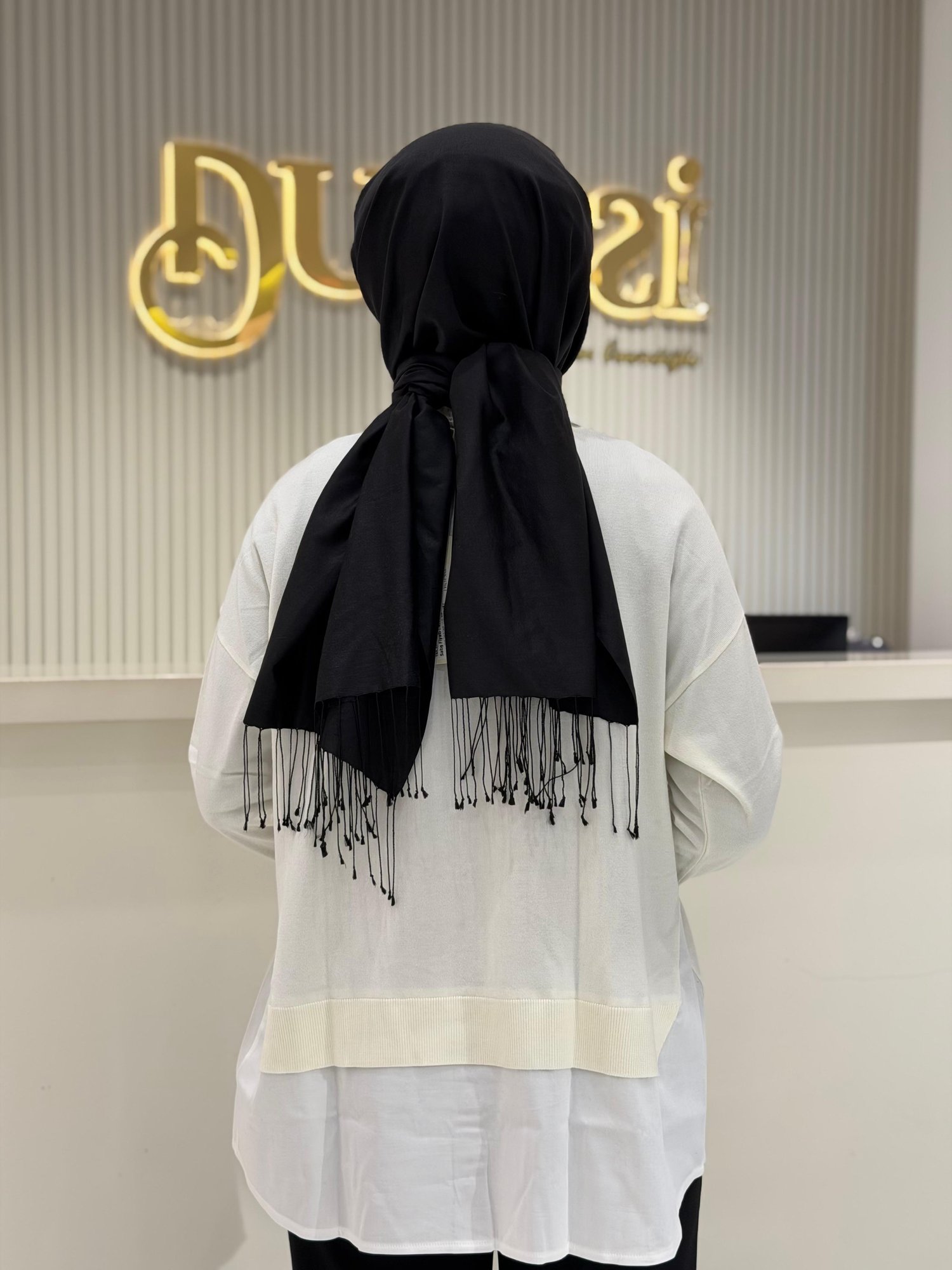 Tnk.21704.1 Boncuk İşlemeli Gömlek Detaylı Tunik