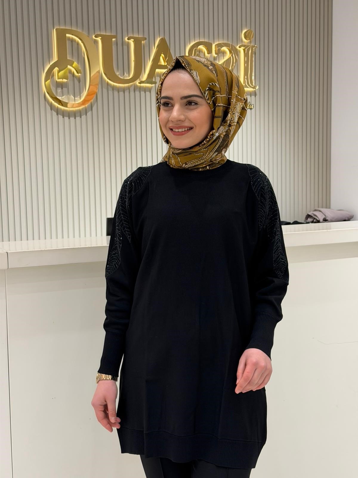Tnk.21721.1 Omzu Yaprak Taş Baskılı Rayon Tunik