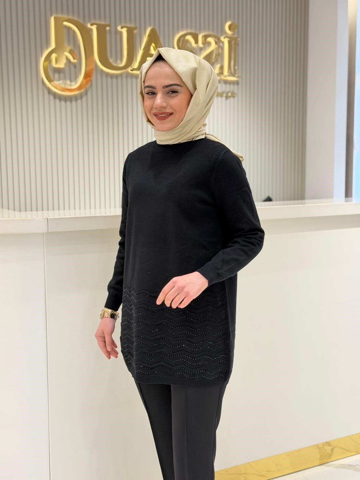 Tnk.21762.1 Etek Ucu Taş Detaylı Triko Tunik