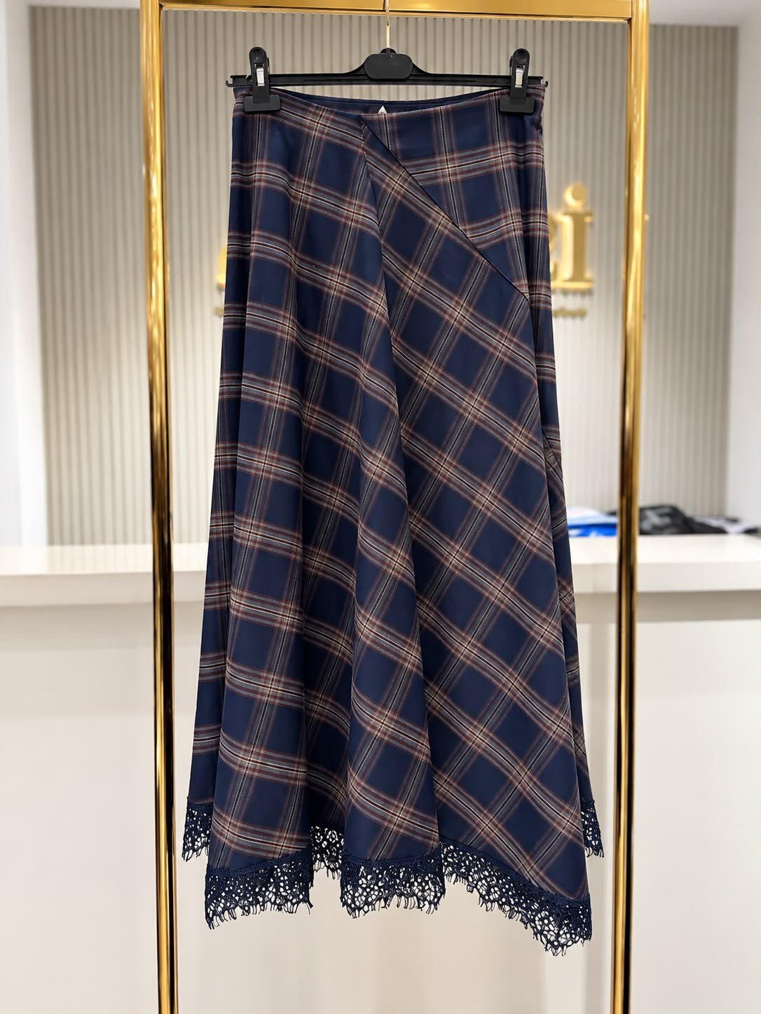 Venöve Jolira Etek
