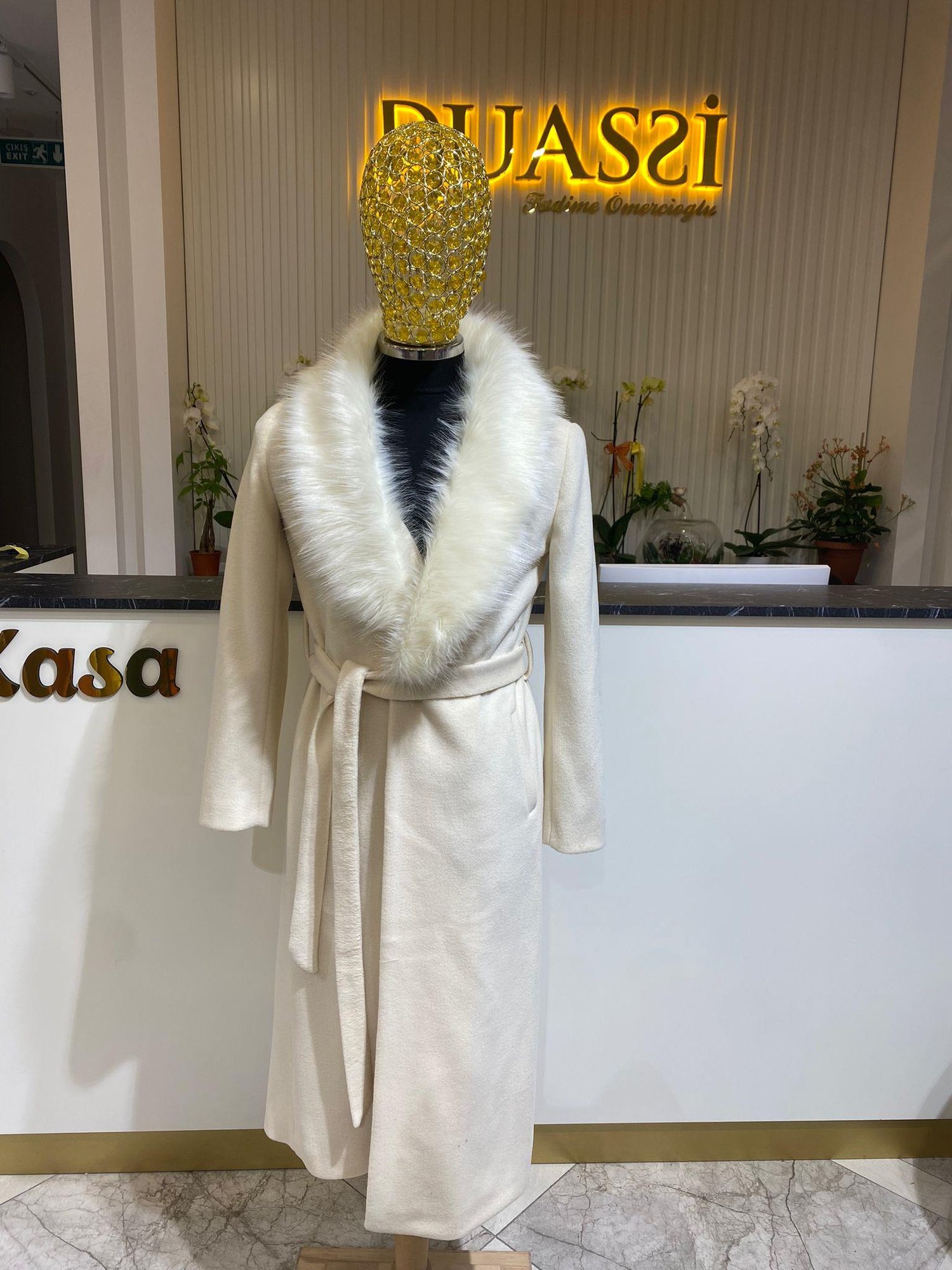 Yaka Kürk Detay Kaşe 6478 - Beyaz