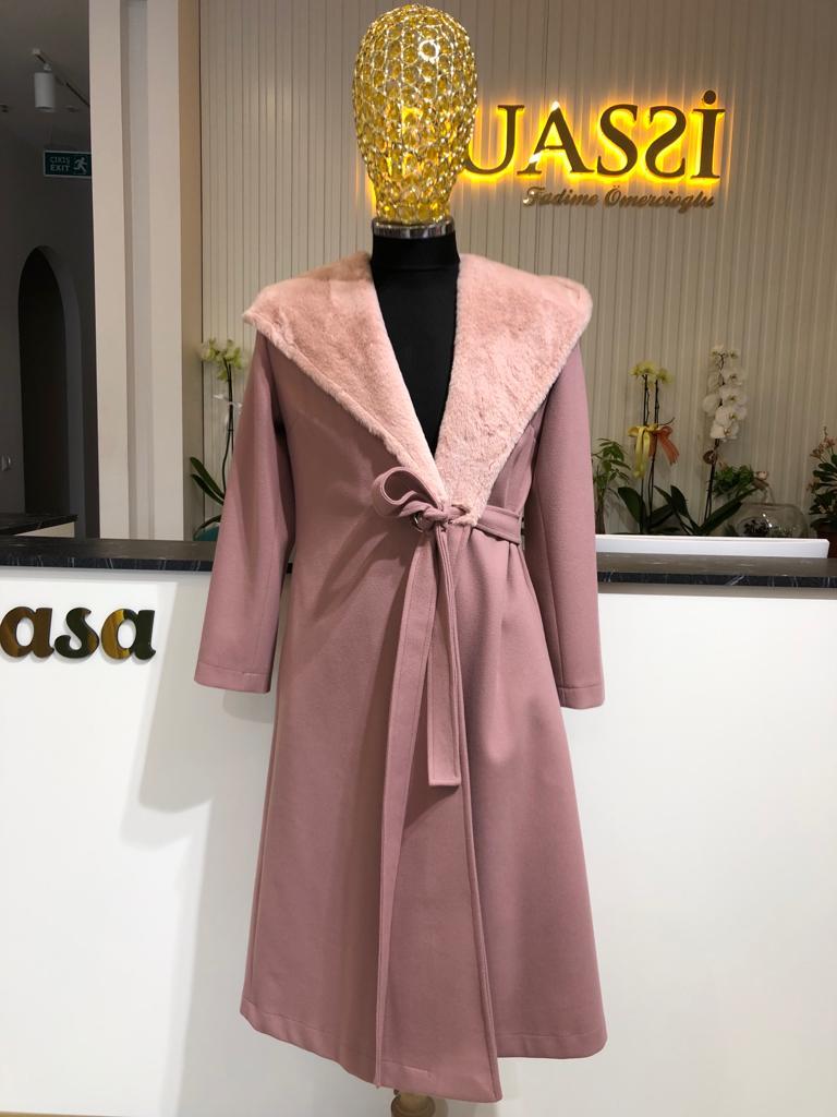 Yakası Kürk Detay Kaşe 0 - Pudra