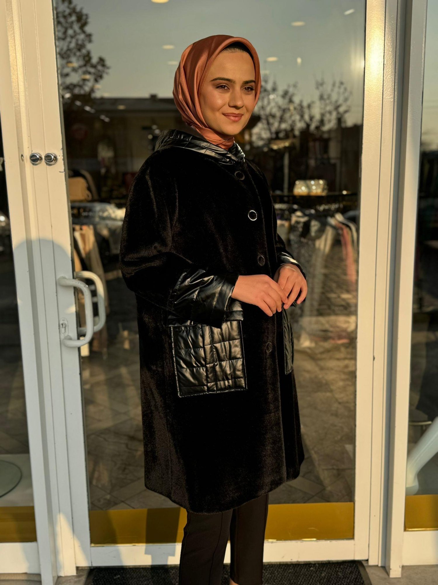 Yuvarlak Düğmeli Kaban 6500 - SİYAH