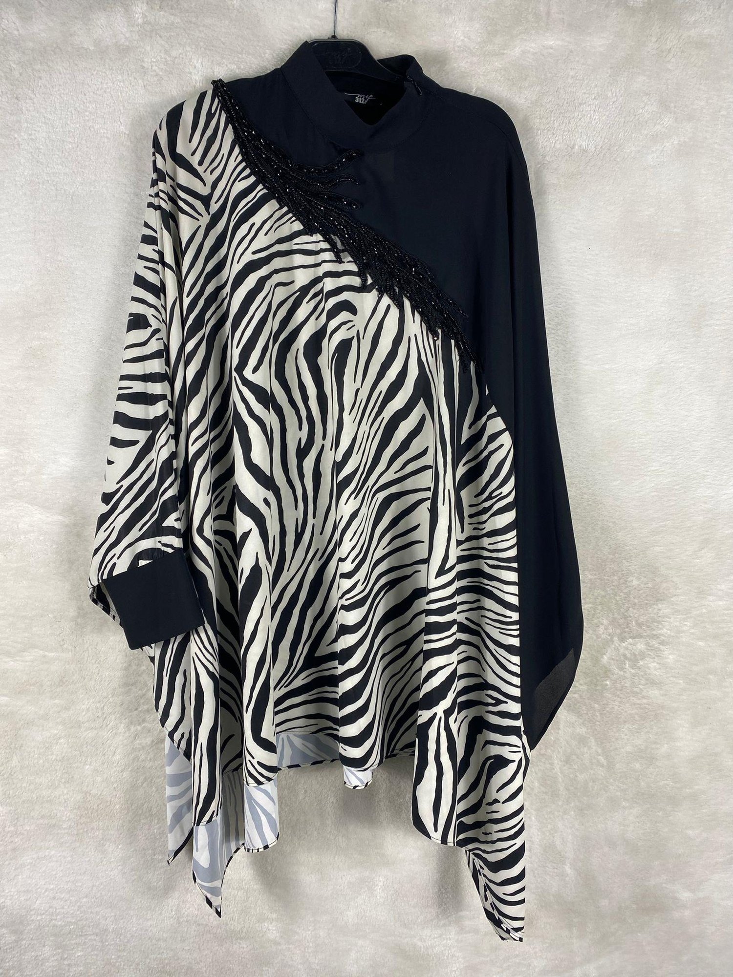 Zebra Desenli Pelerin 1110 - SİYAH