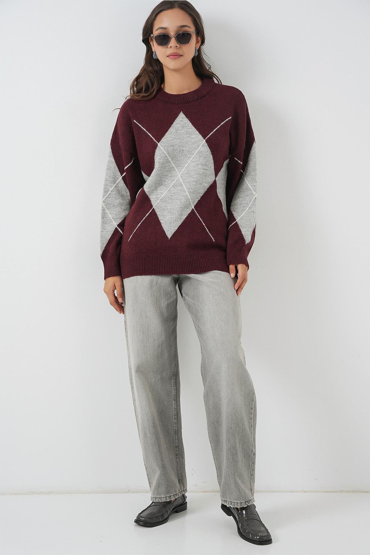 15895 Baklava Desenli Oversize Triko Kazak - Y.Bordo