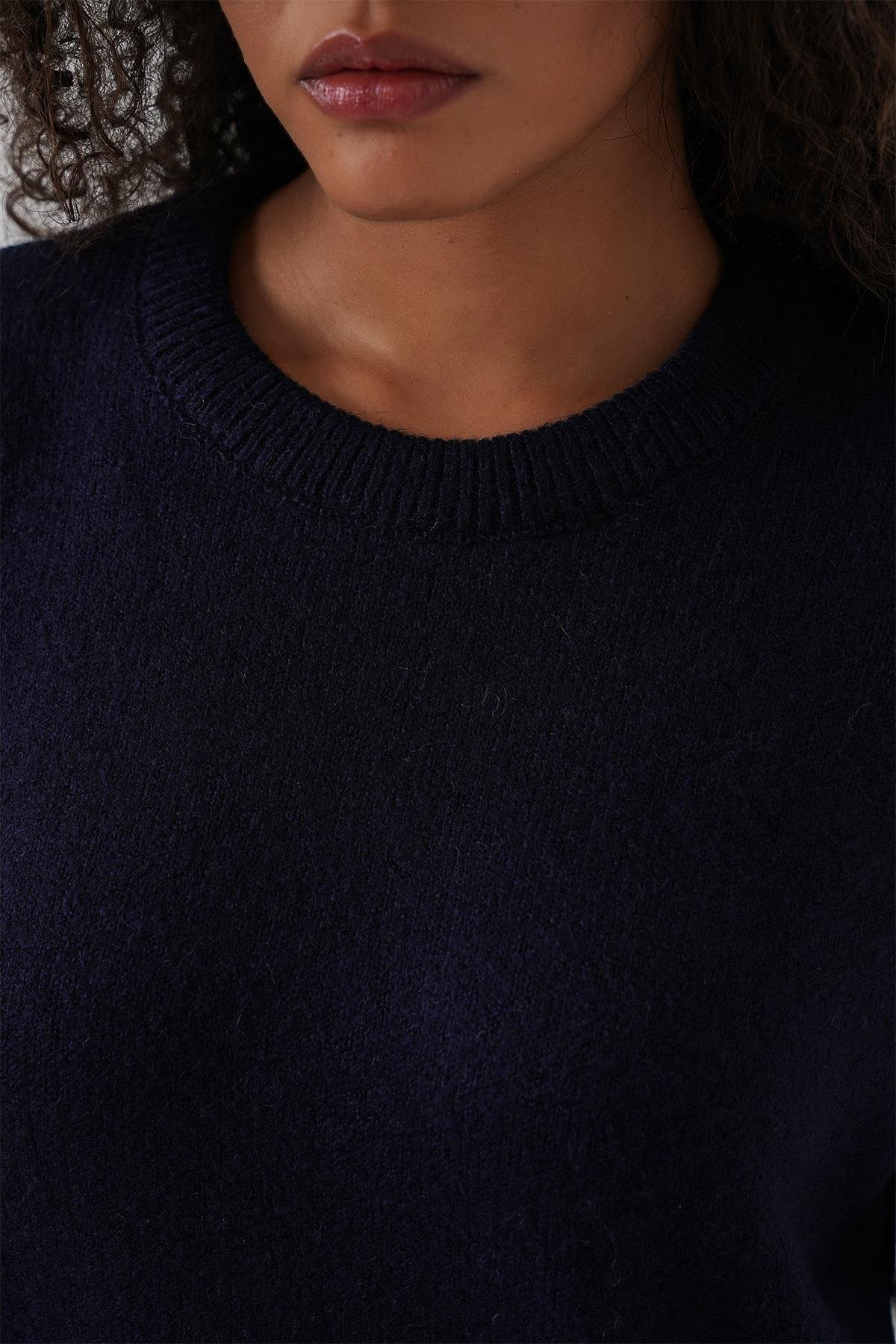 15895 Kadın Oversize Triko Kazak - K. Lacivert