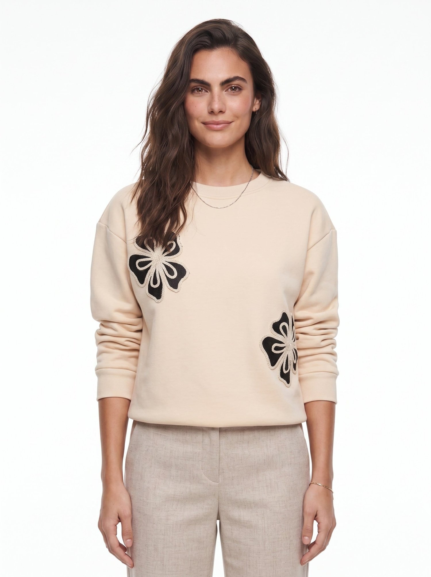 Bej Çiçek Nakışlı Sweatshirt