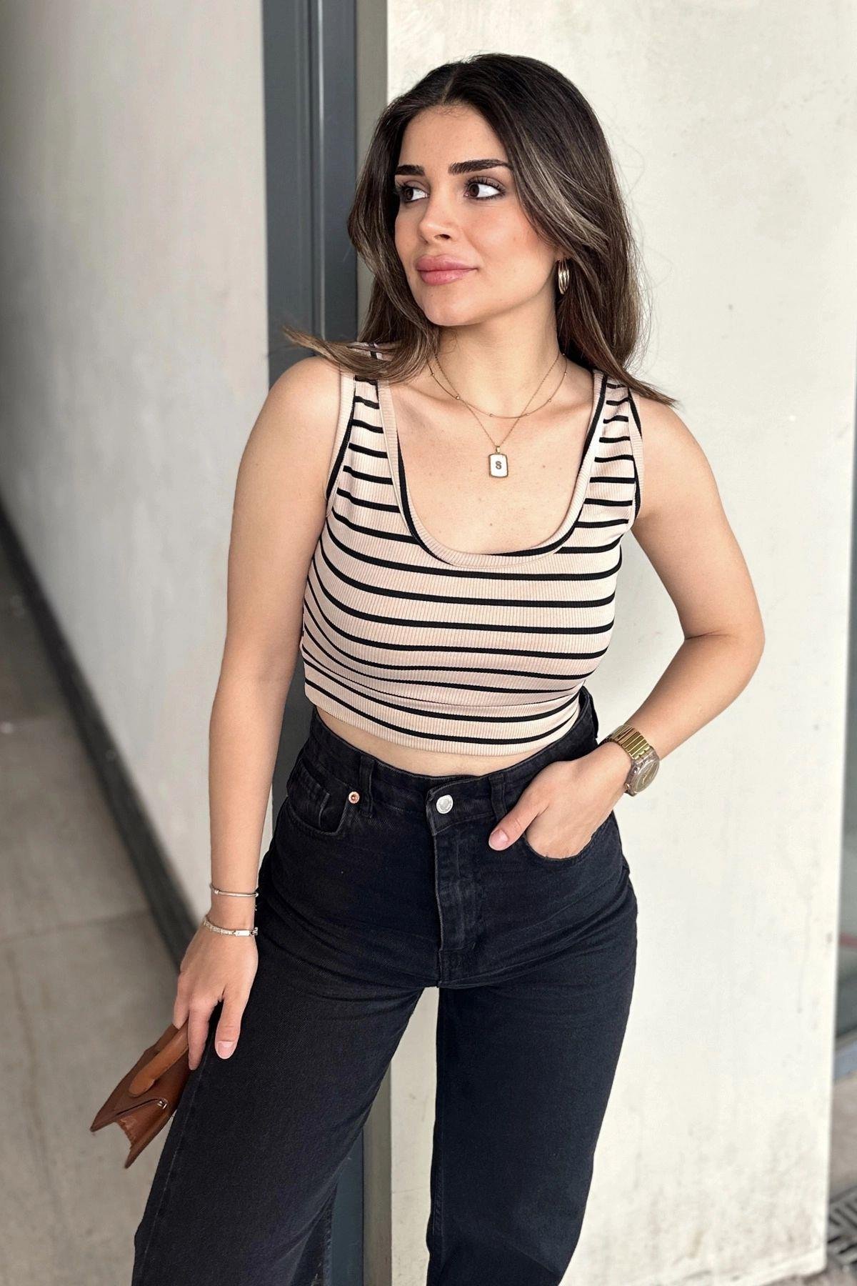 bej-cizgili-slim-crop-bluz-a-2cef.jpg