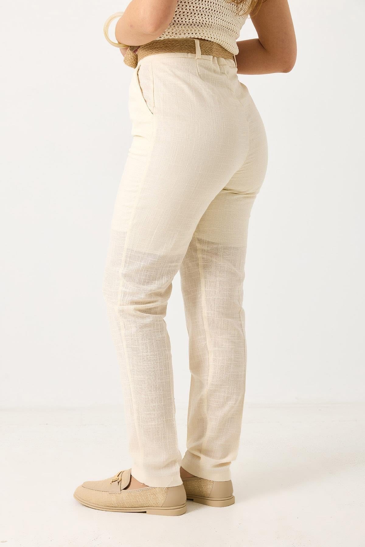 Bej Kemerli Keten Pantolon
