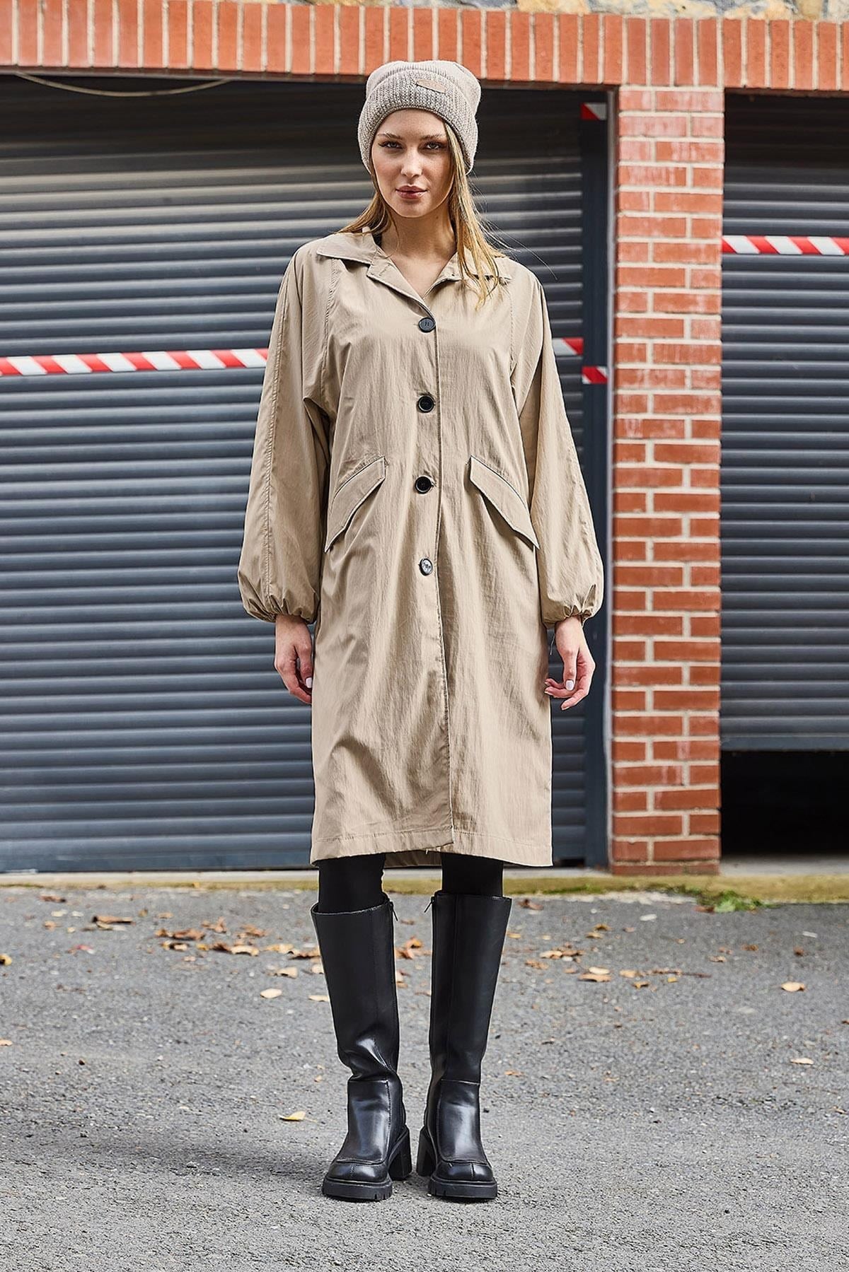 Bej Oversize Düğmeli Trençkot