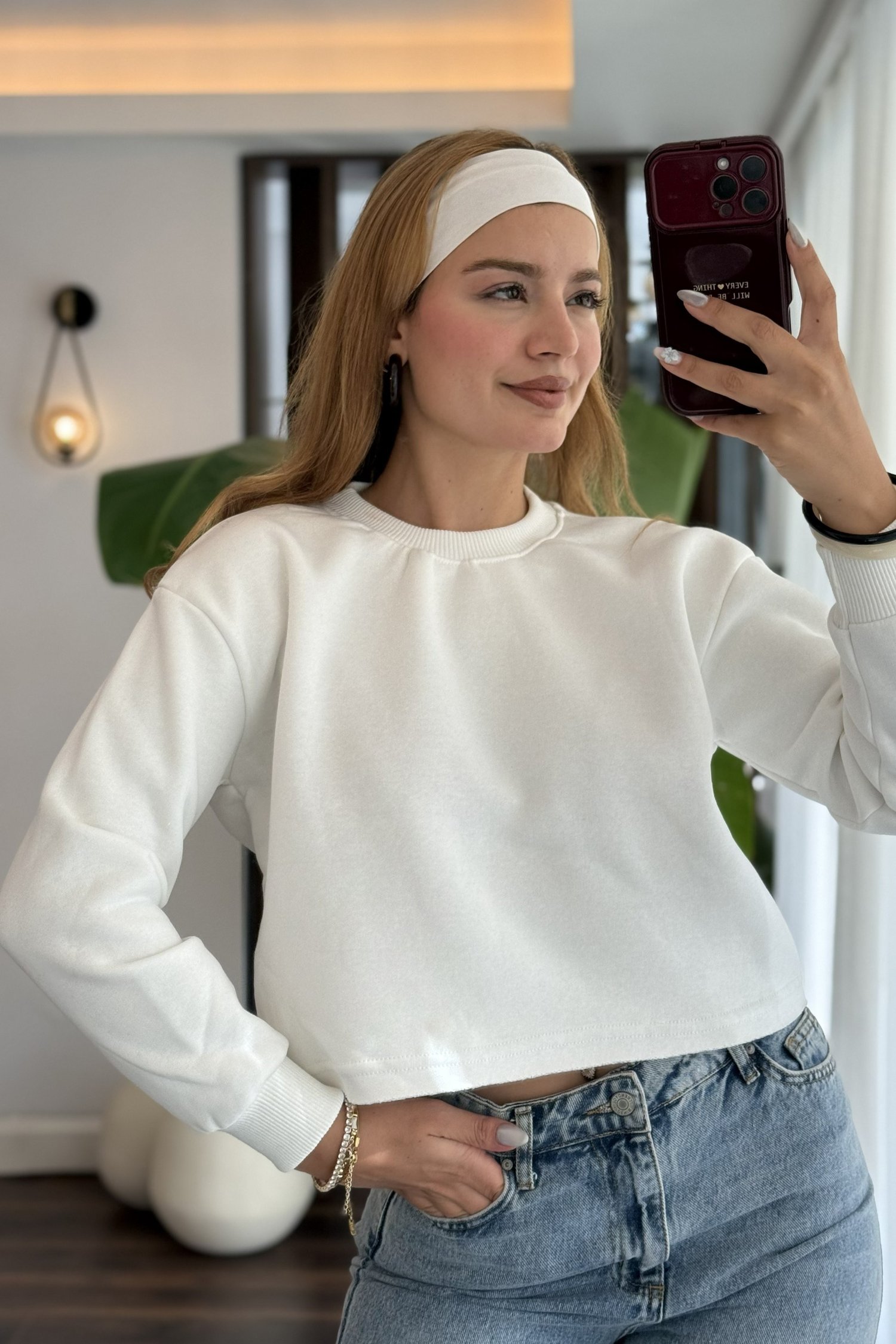 Beyaz Bisiklet Yaka Sweatshirt