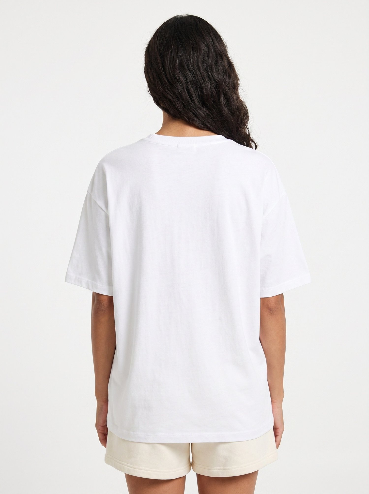 Beyaz Çiçek Baskılı Oversize Tişört