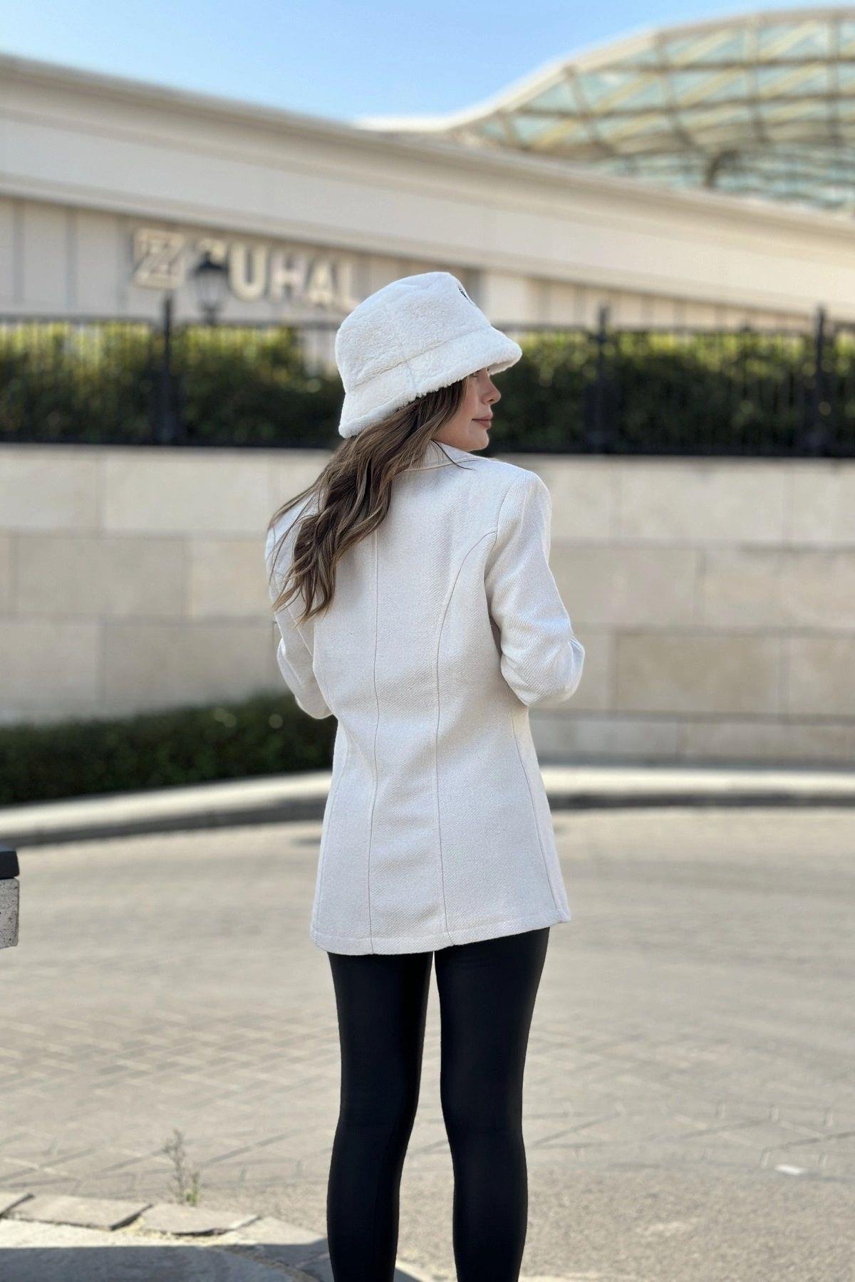 beyaz-fitilli-blazer-ceket-bb9f73.jpg