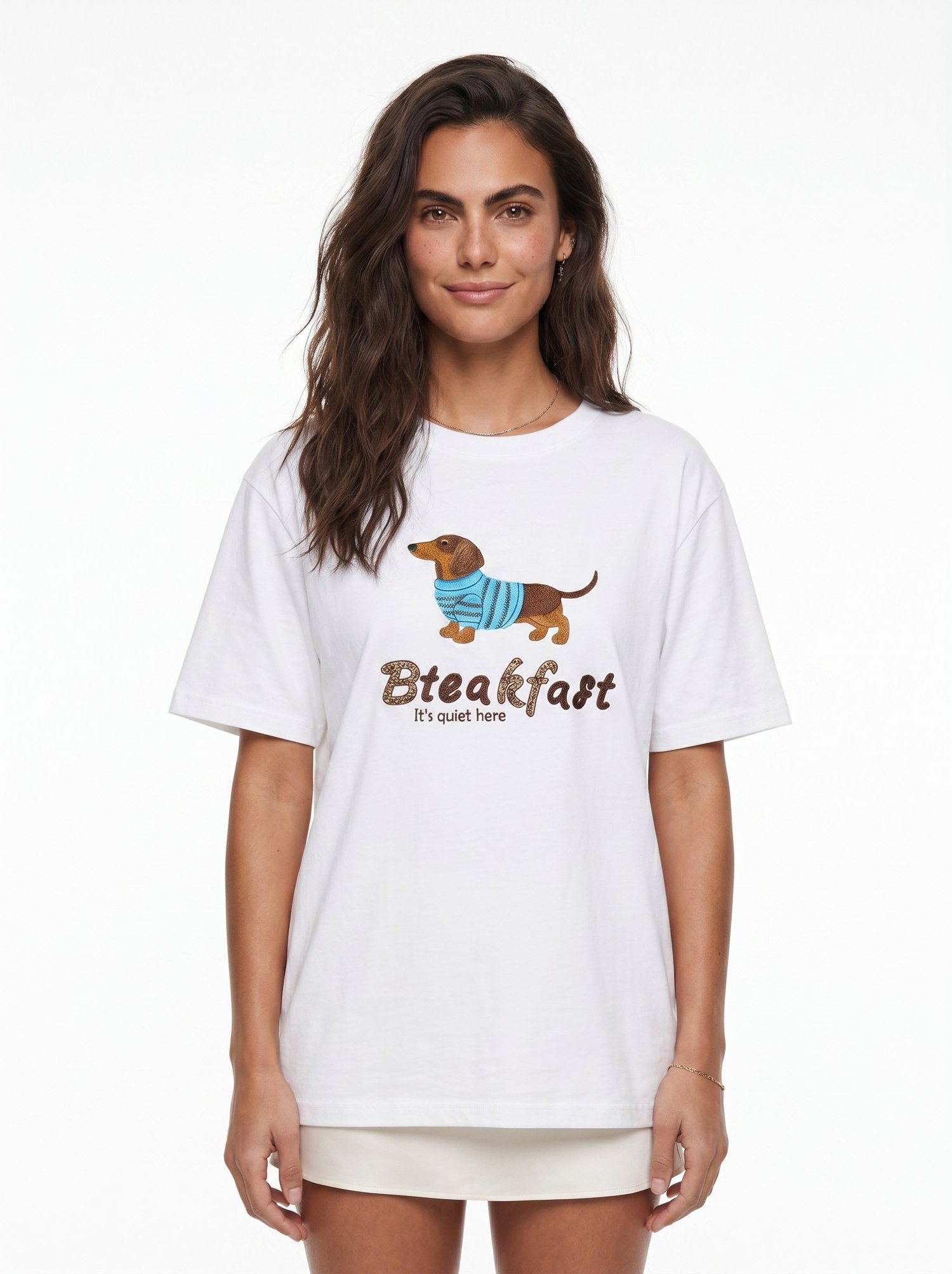 Beyaz İşlemeli Oversize Tişört