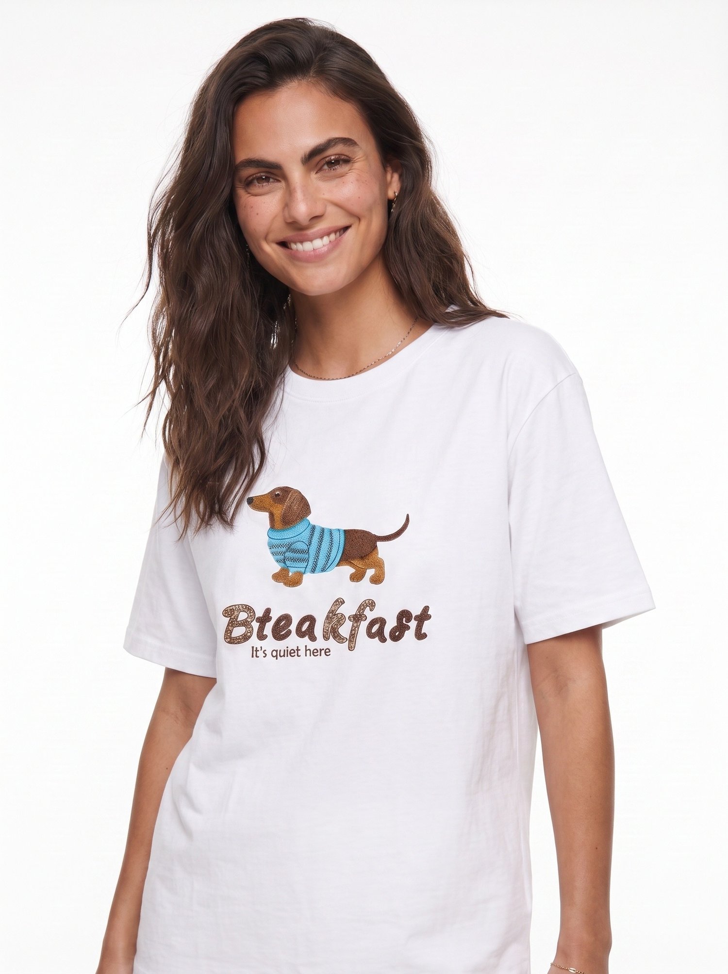 Beyaz İşlemeli Oversize Tişört