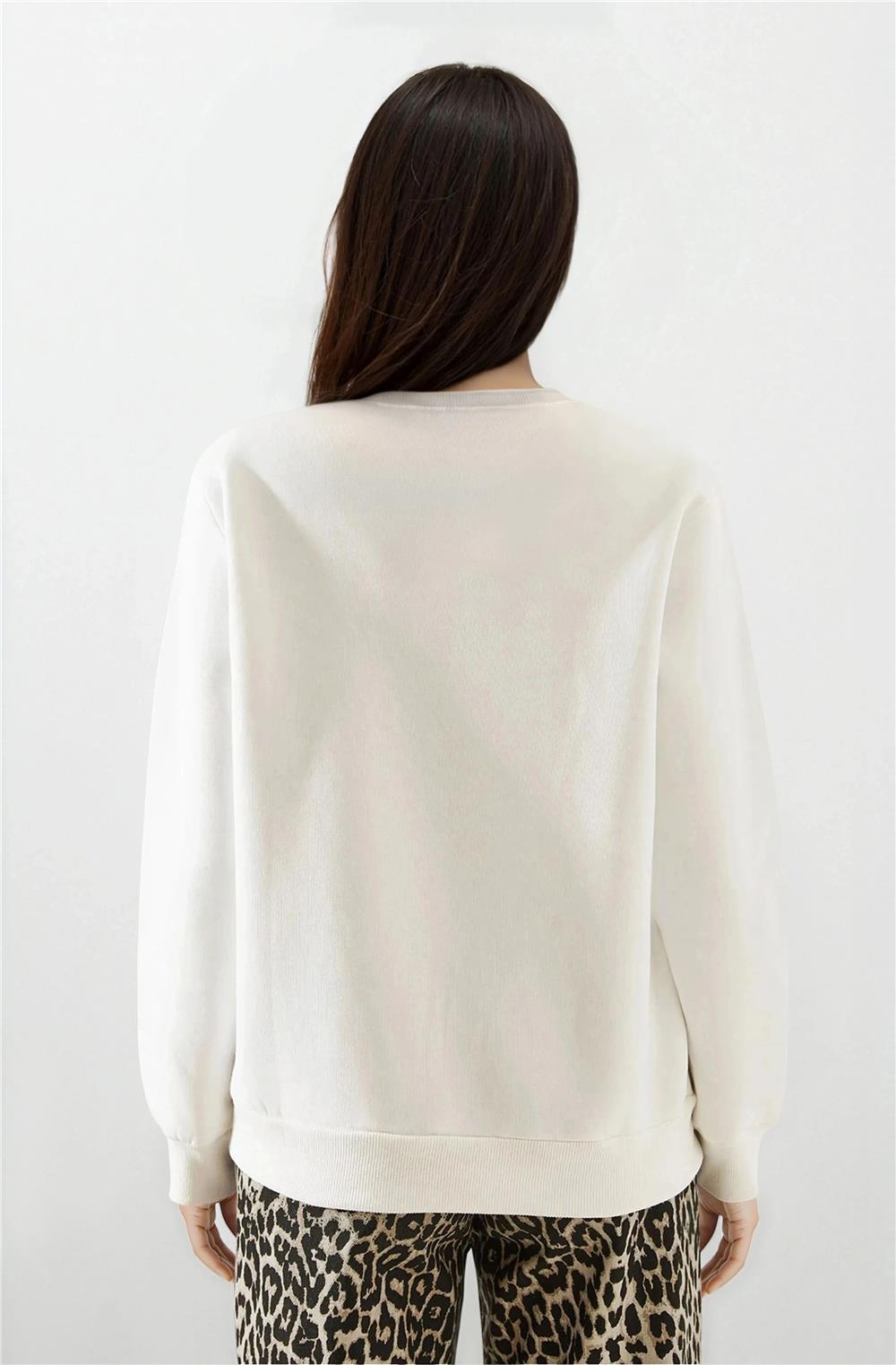 Beyaz Leopar Baskılı Sweatshirt