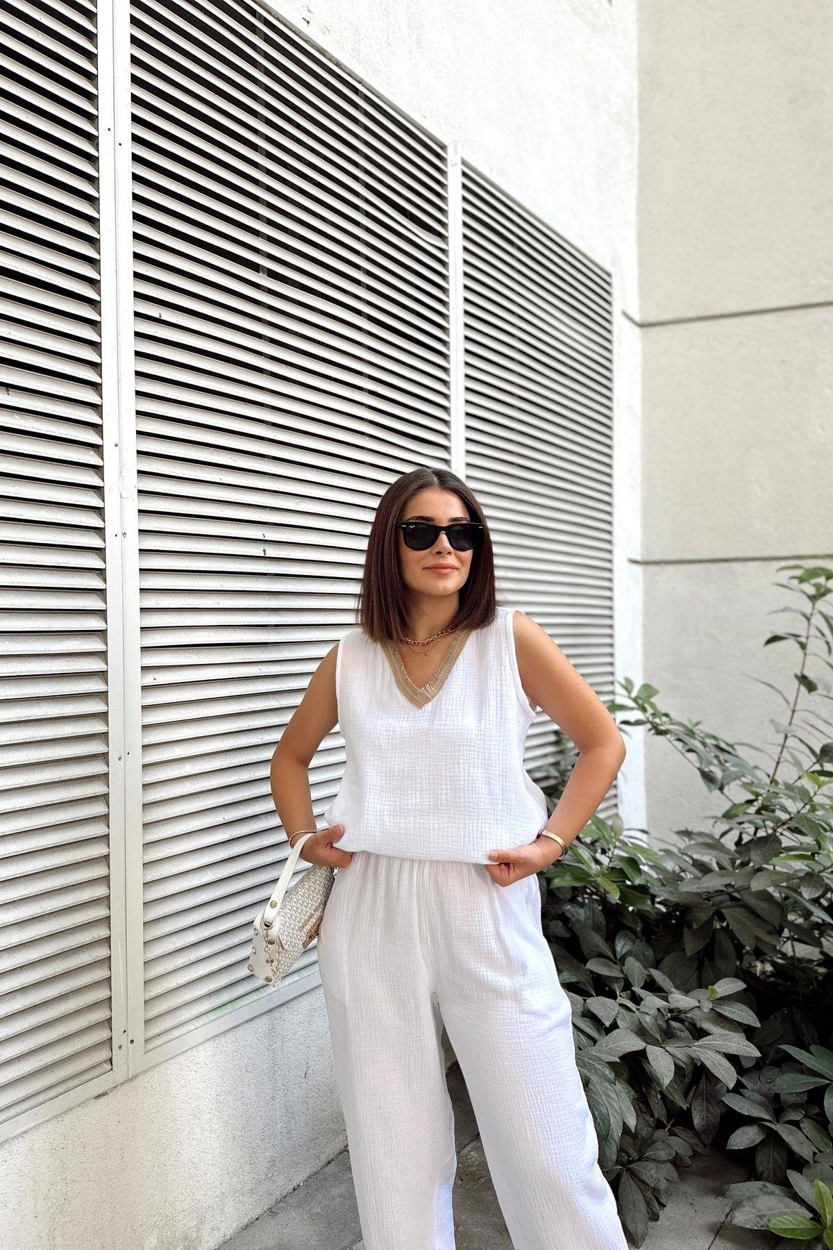 beyaz-muslin-salas-bluz-b44-95.jpg