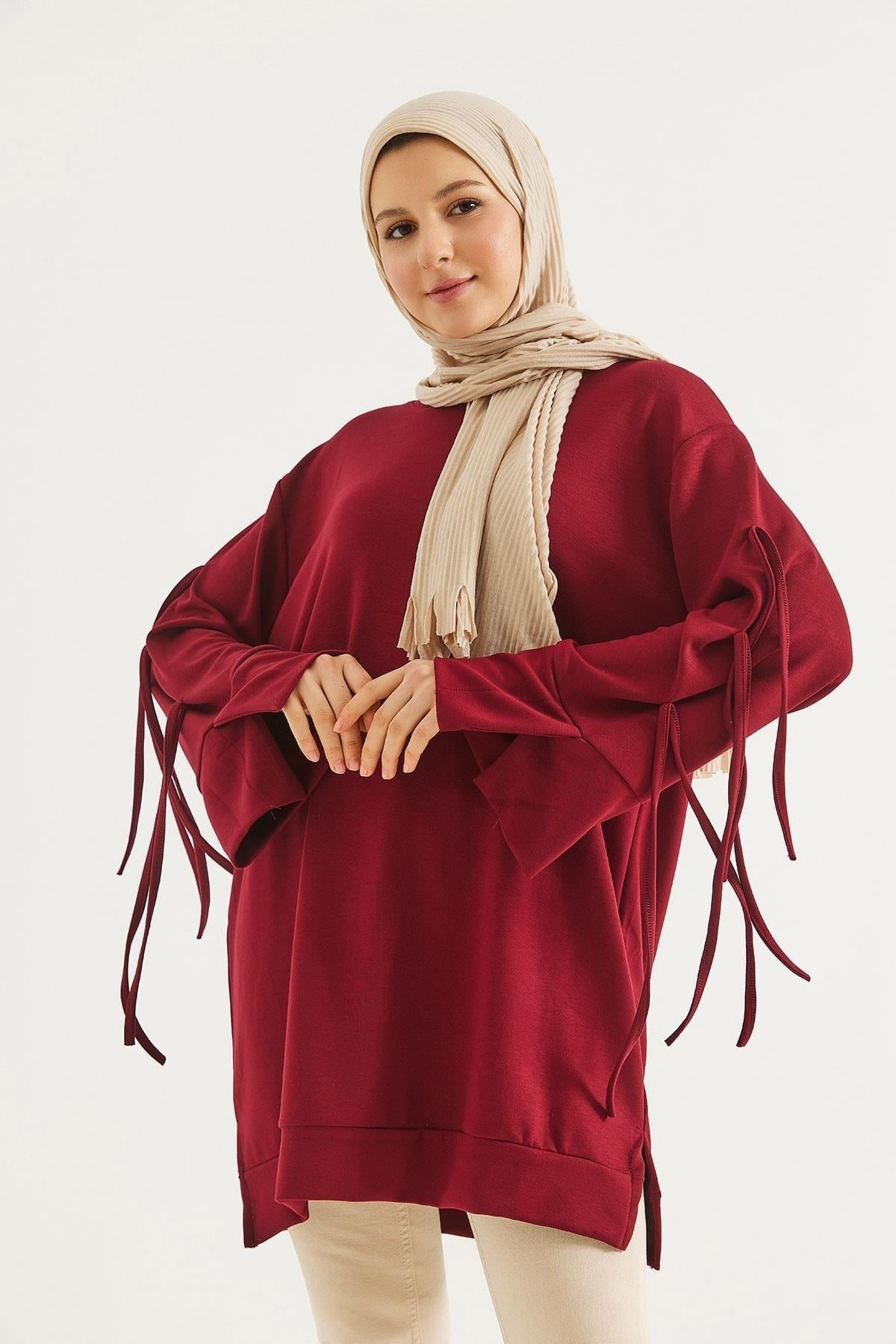 Bordo Bağcık Detaylı Tunik