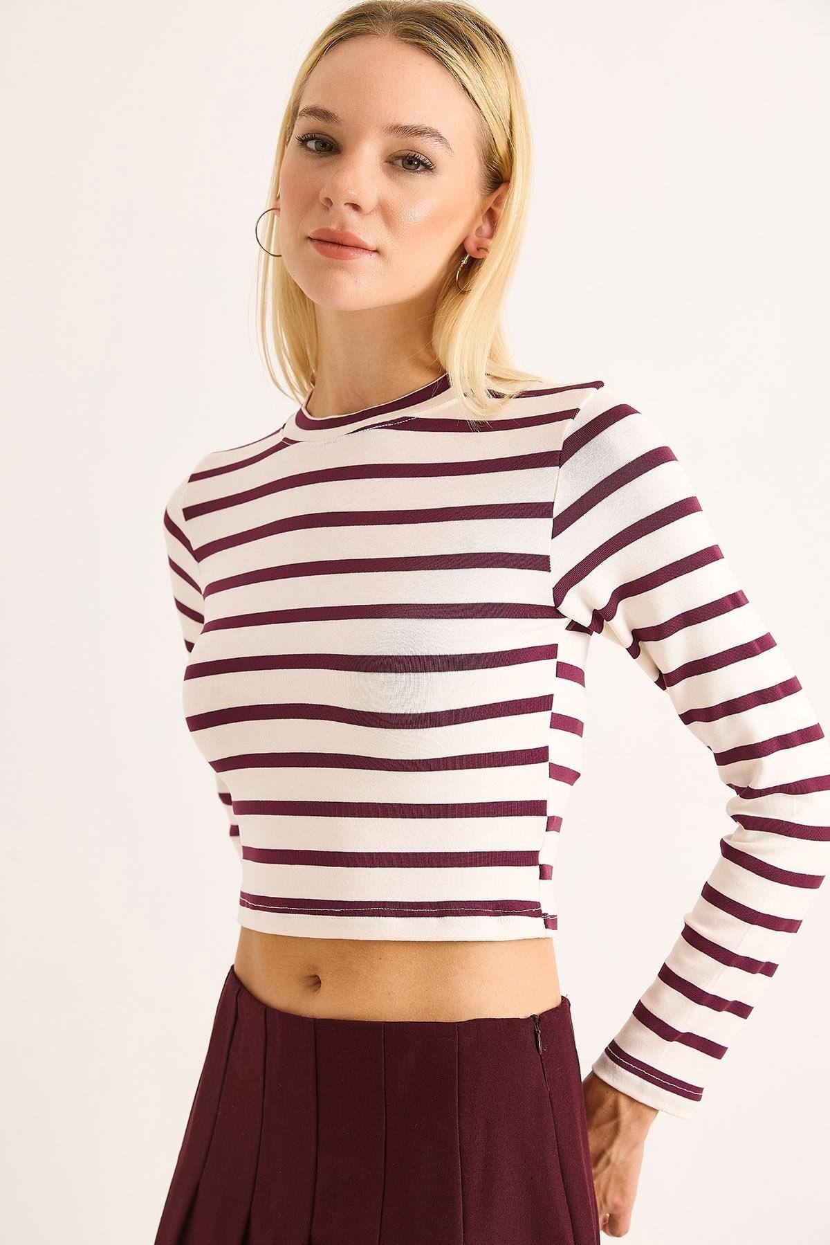 Bordo Çizgili Crop Bluz