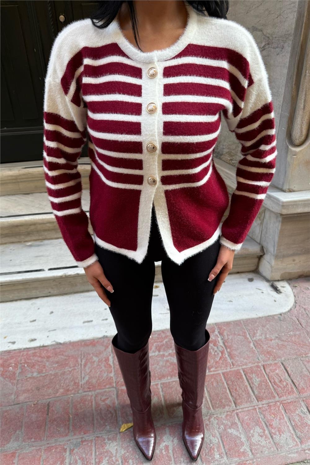 BORDO ÇİZGİLİ HIRKA