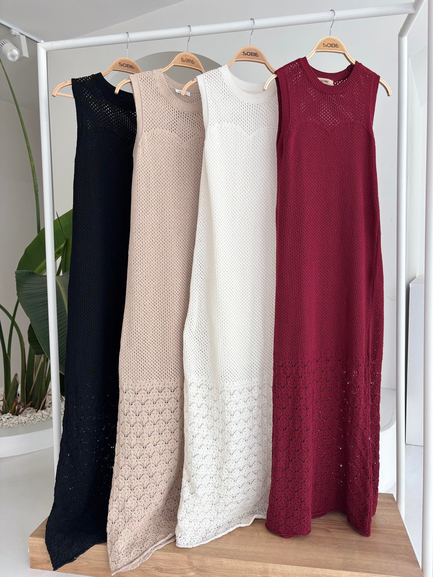 bordo-kolsuz-orme-maxi-elbise-58909-.jpeg