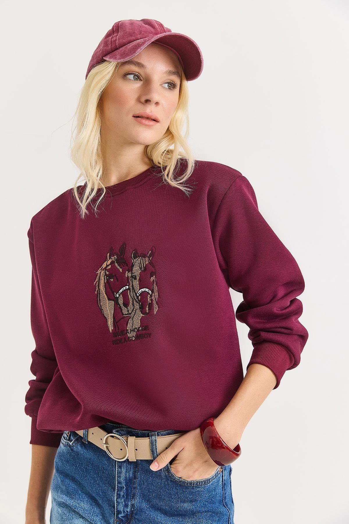 Bordo Nakışlı Üç İplik Sweatshirt