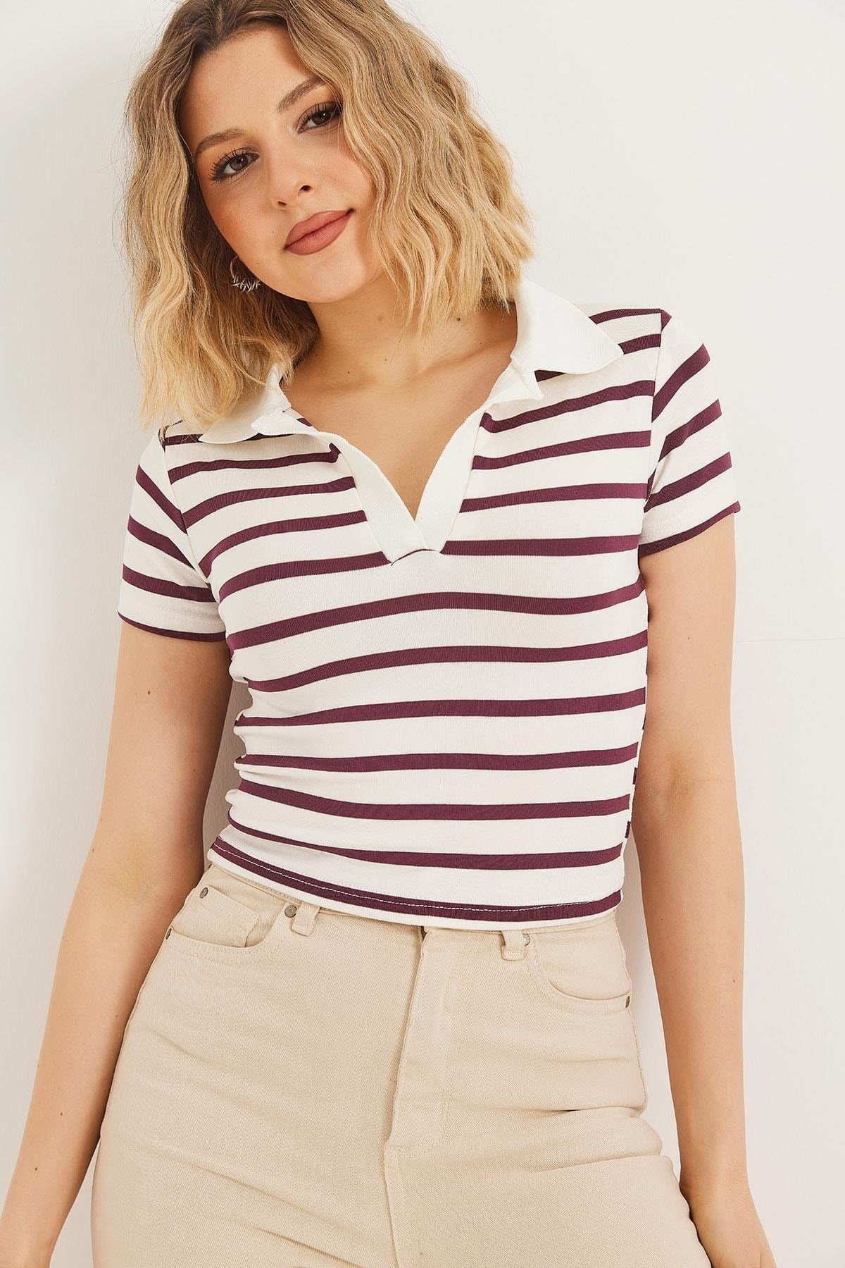 Bordo Polo Yaka Çizgili Bluz