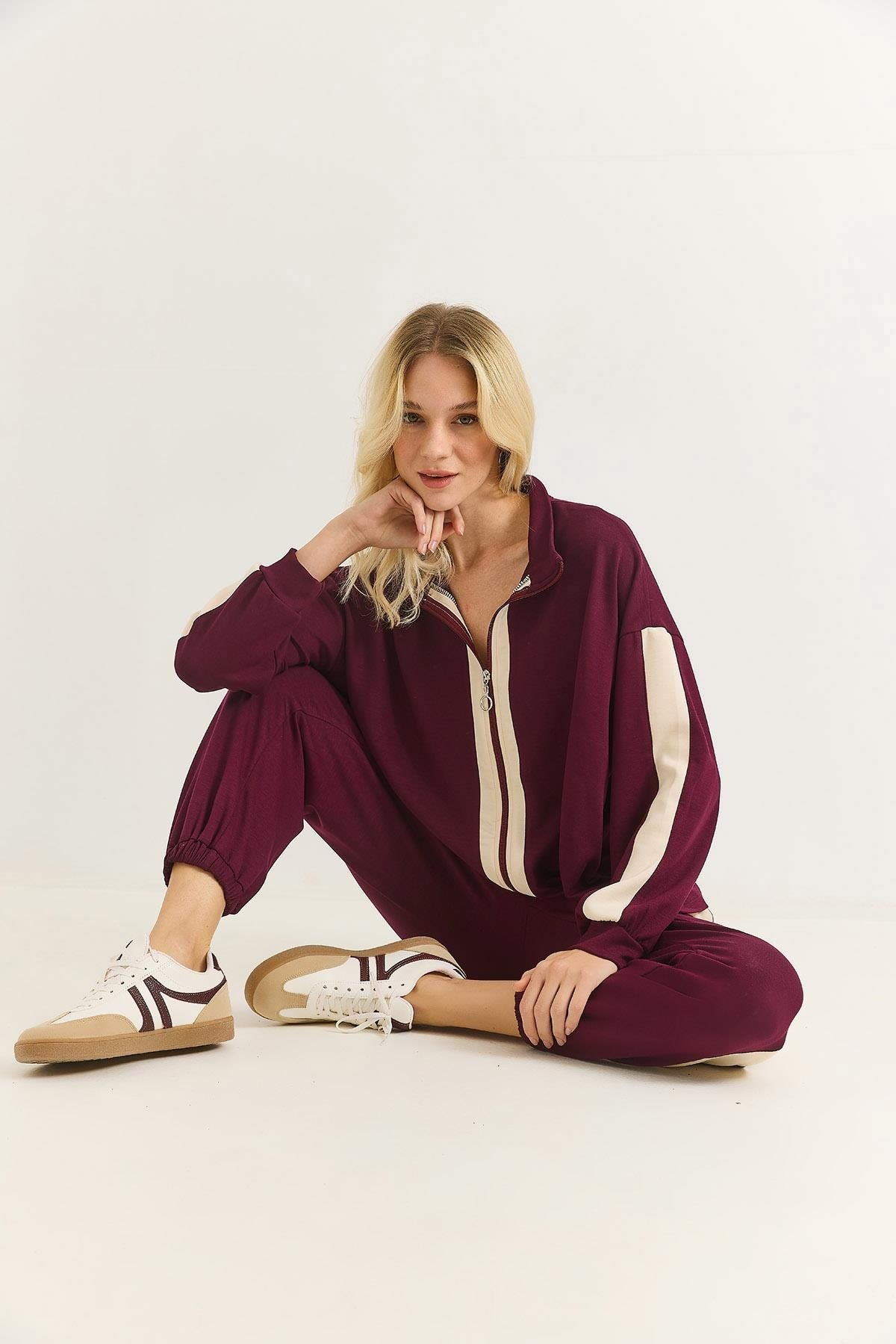 Bordo Şeritli Örme Takım