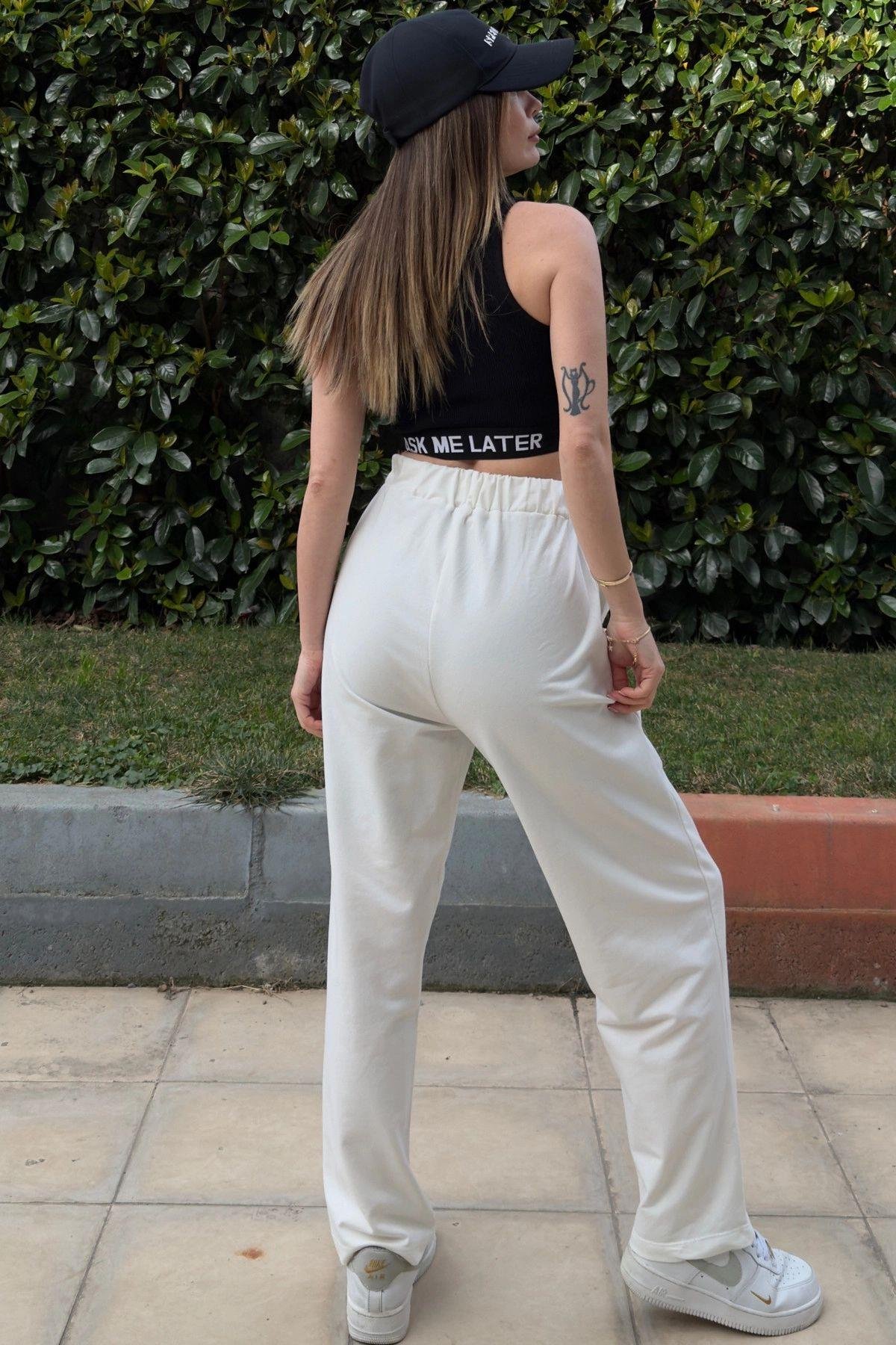 ekru-salas-pliseli-pantolon-7e2c5d.jpg
