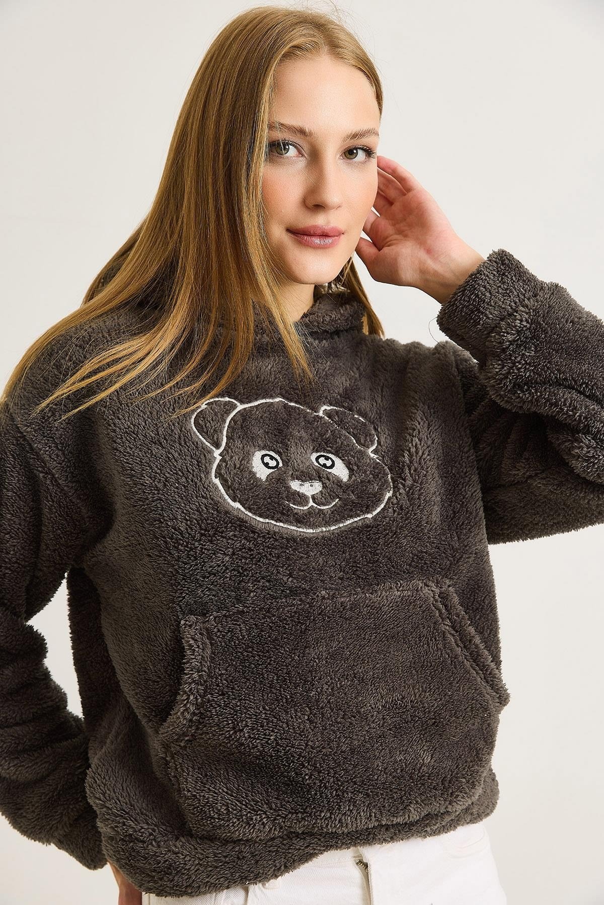 Füme Nakışlı Peluş Sweatshirt