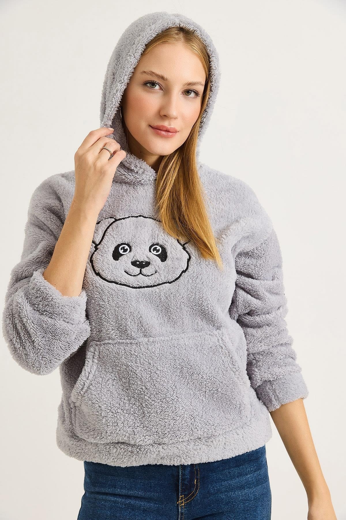 Gri Nakışlı Peluş Sweatshirt