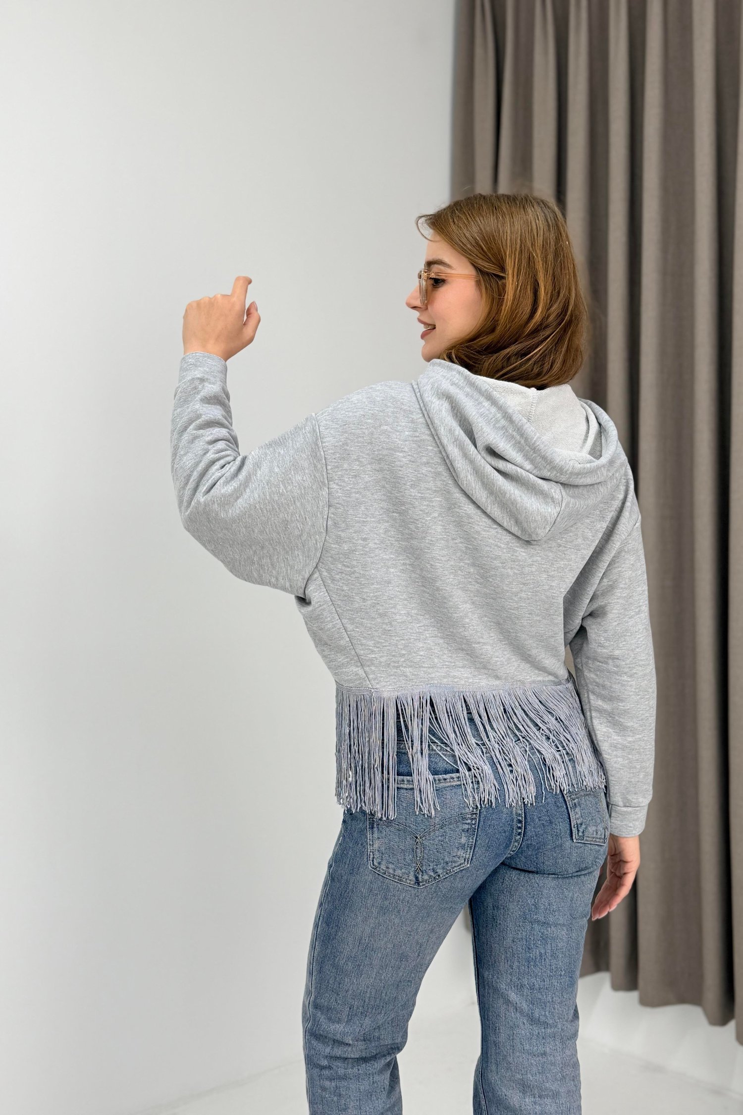 Gri Saçaklı Kapüşonlu Sweatshirt