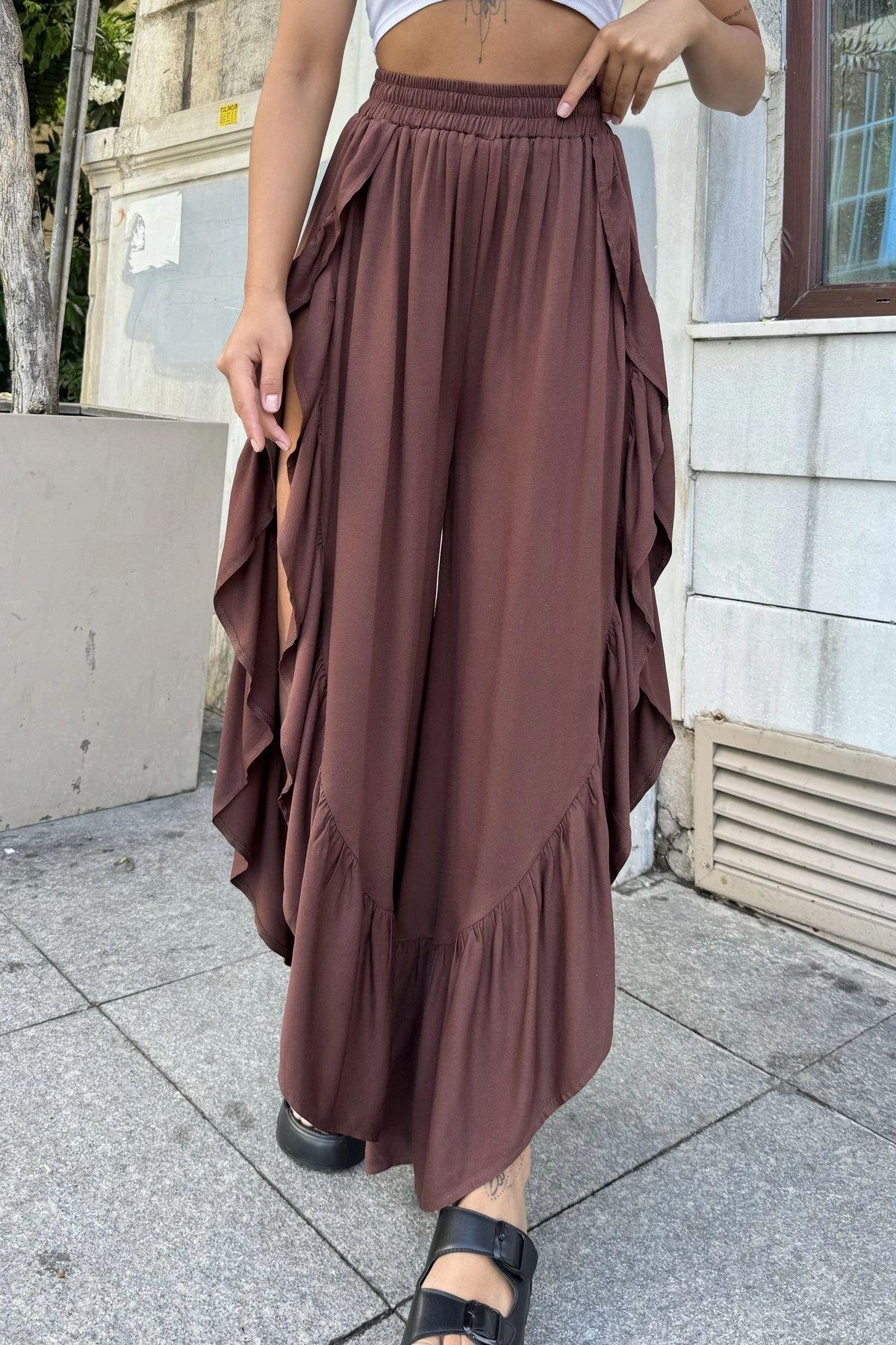 kahve-yirtmac-detayli-bohem-pantolon-69af8f.jpg
