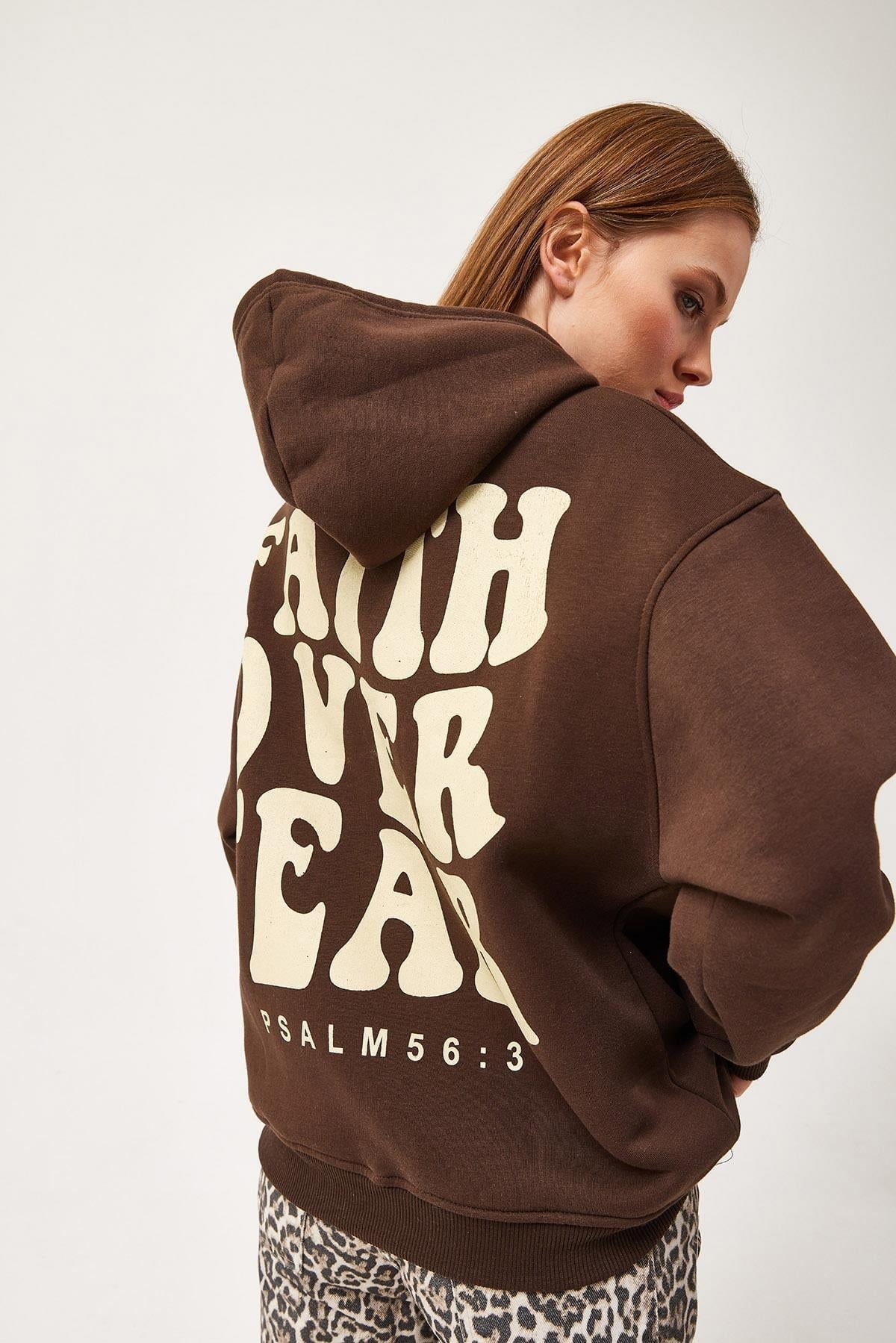 Kahverengi Baskılı Oversize Kapüşonlu Sweatshirt