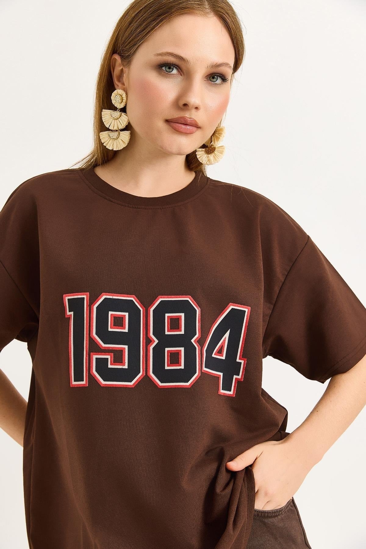 Kahverengi Baskılı Oversize Tişört