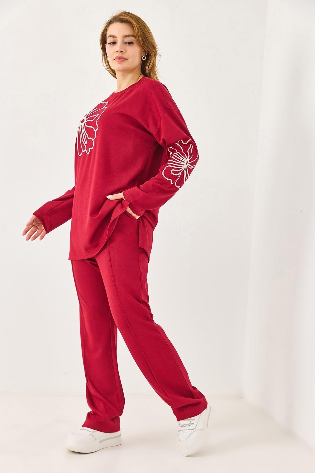 Kırmızı Nakışlı Oversize Eşofman Takım