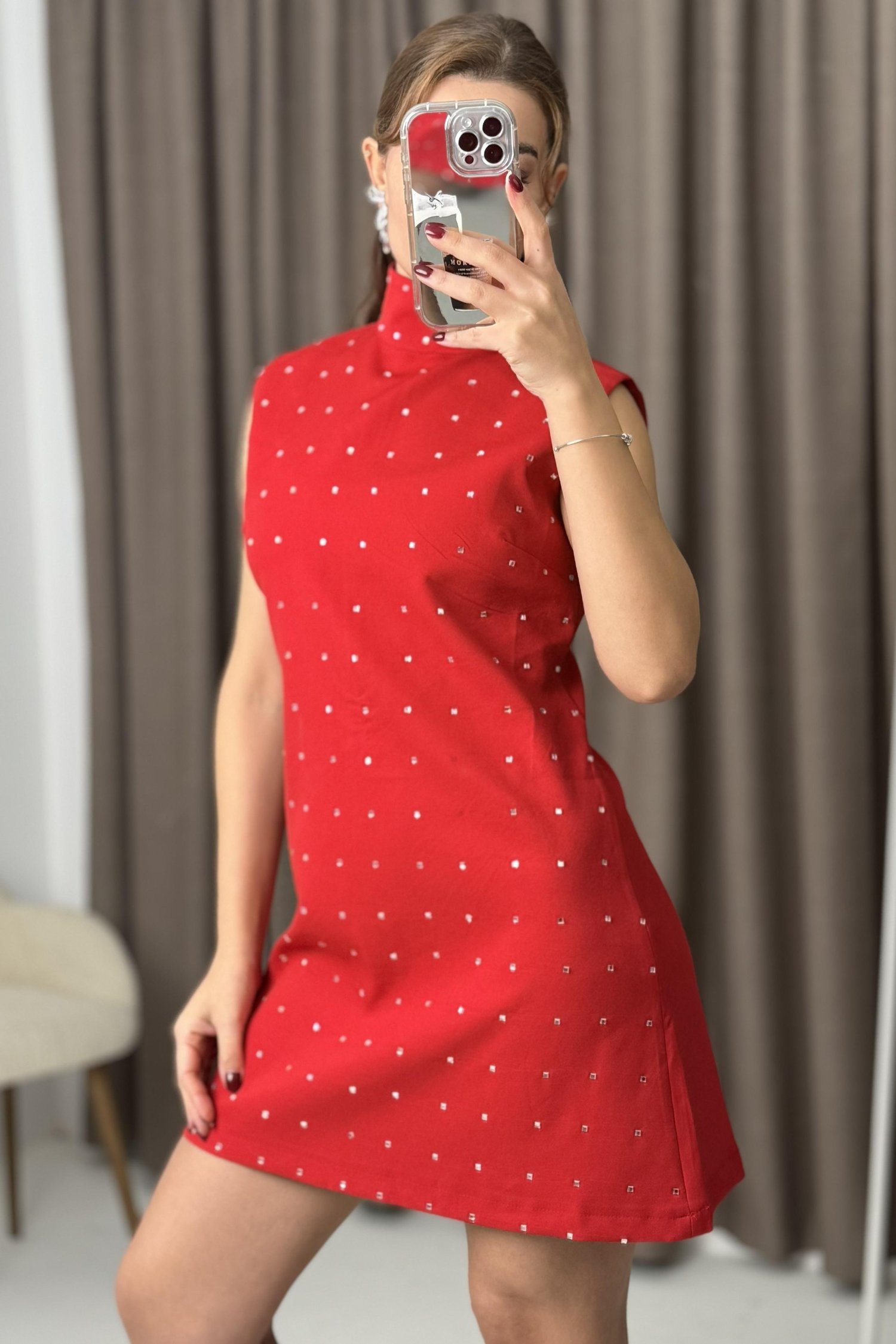 Kırmızı Taş Baskılı Mini Elbise