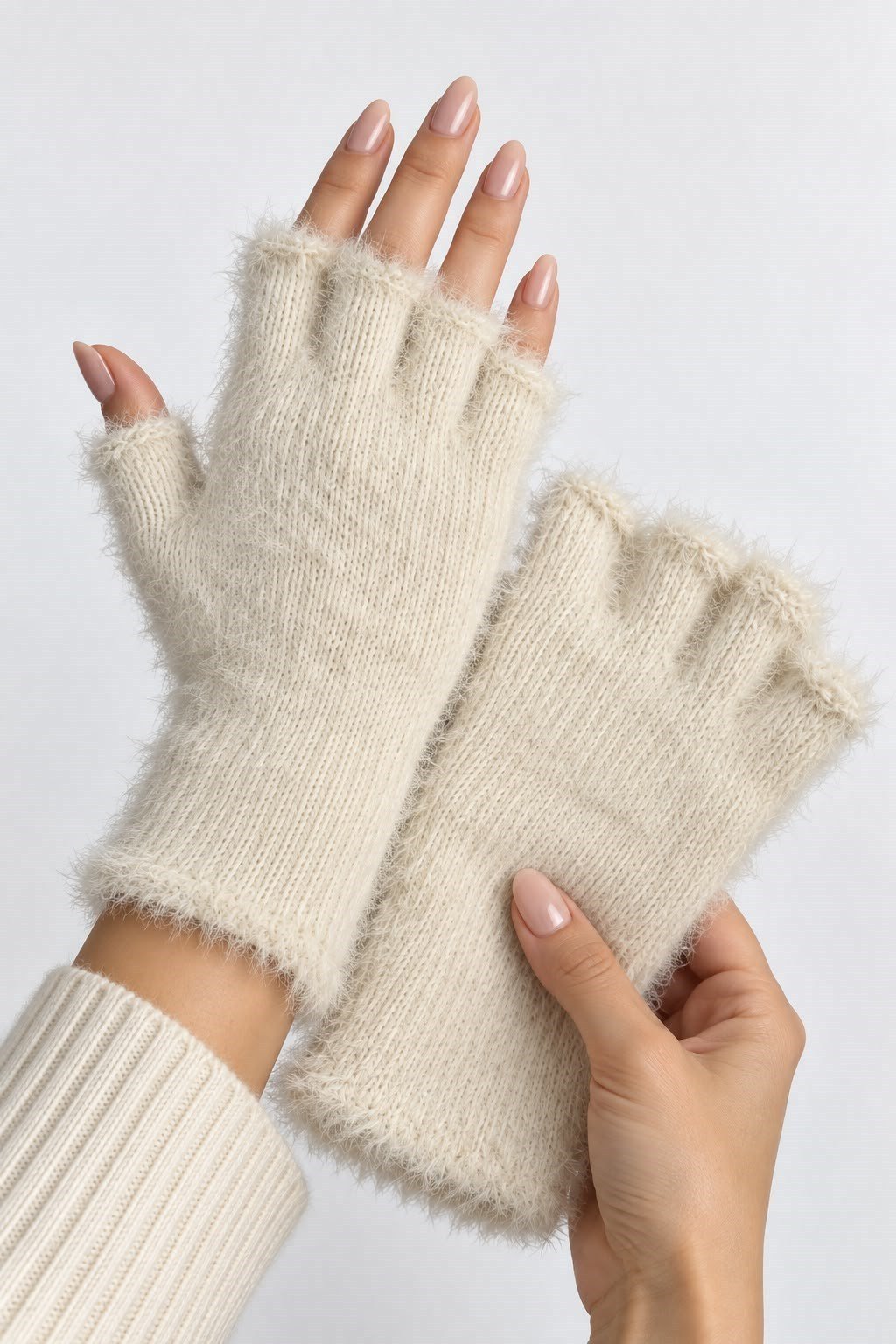 Krem Kesik Peluş Eldiven