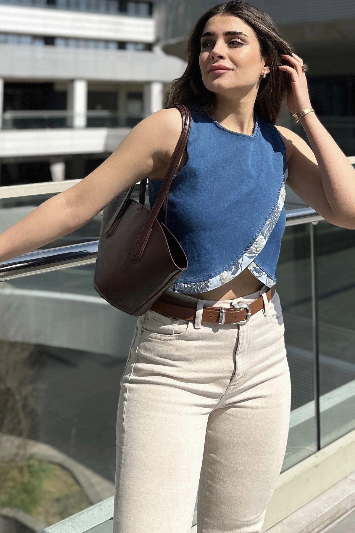 laci-kot-crop-bluz-d-8298.jpg