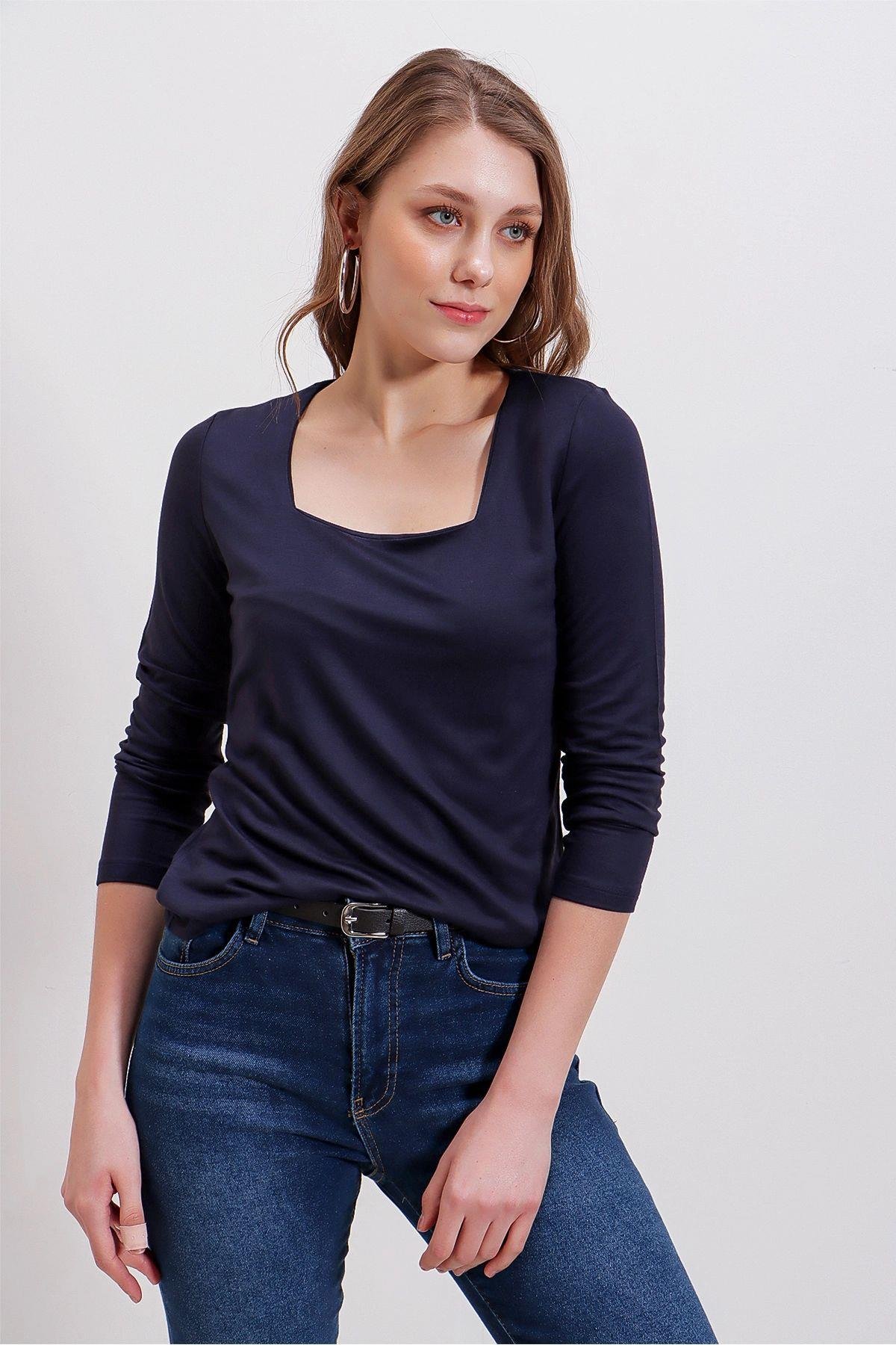 lacivert-basic-kare-bluz-4c94-b.jpg