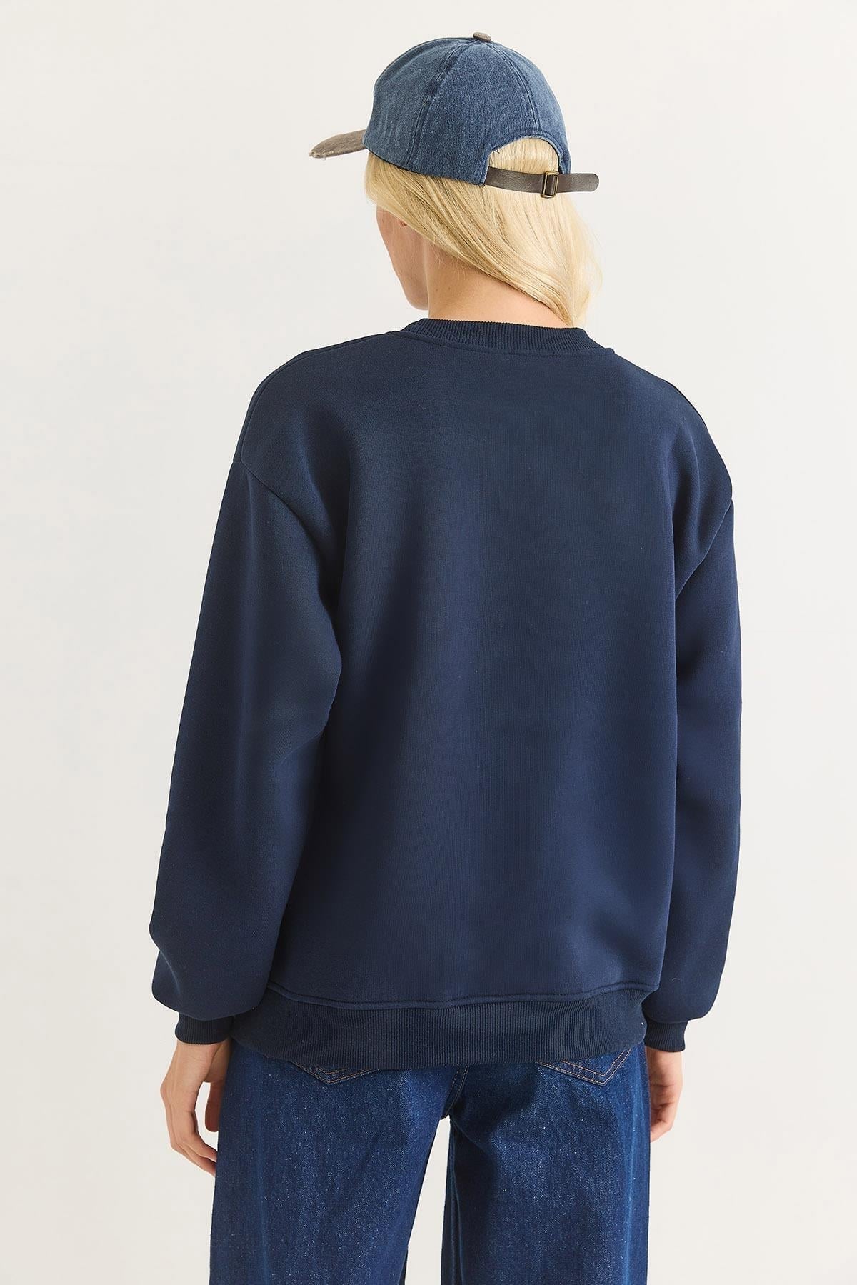 Lacivert Geyik Nakışlı Sweatshirt