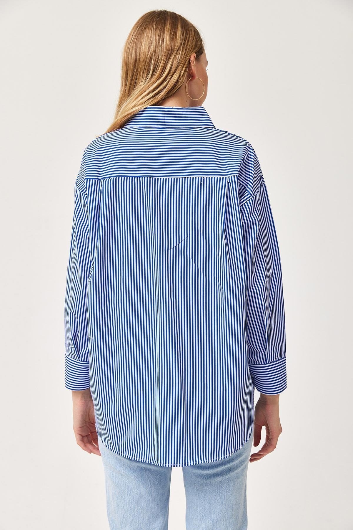 Mavi Çizgili Oversize Basic Gömlek