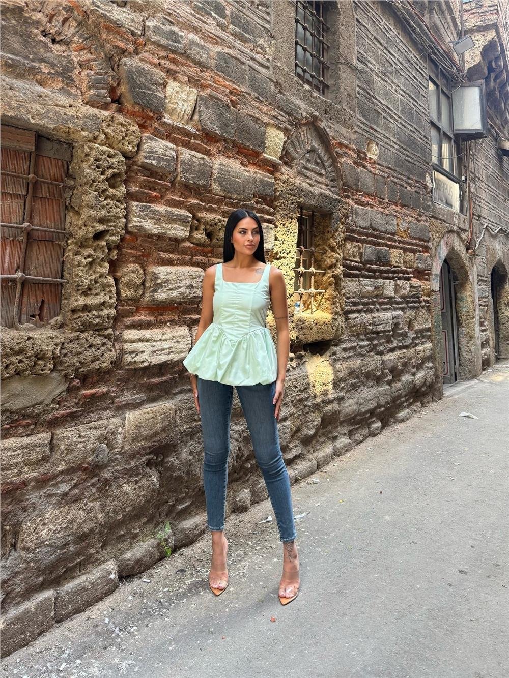 Mint Pamuk Polyester Kare Yaka Bluz