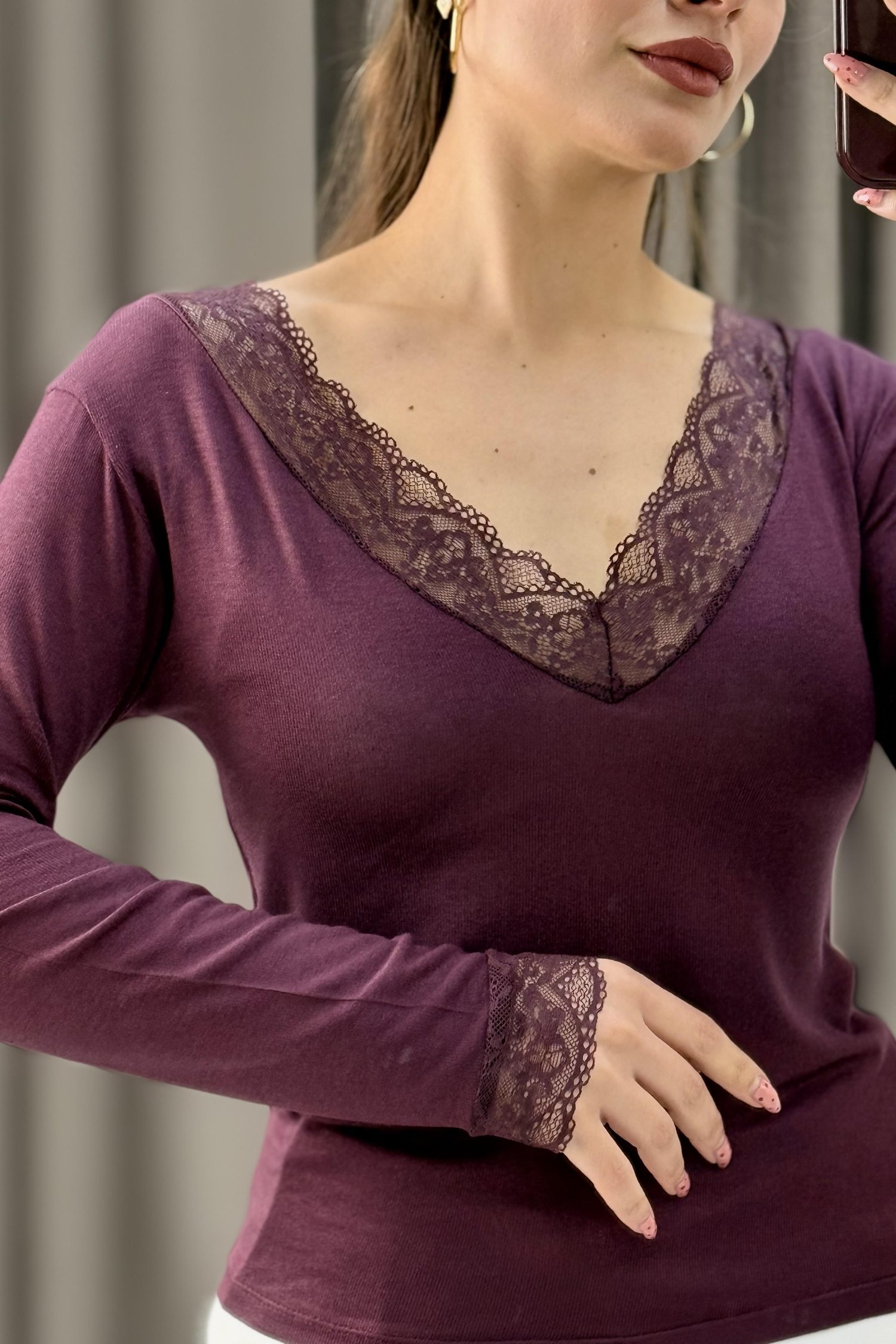Mürdüm Dantel Detaylı Kaşmir Bluz